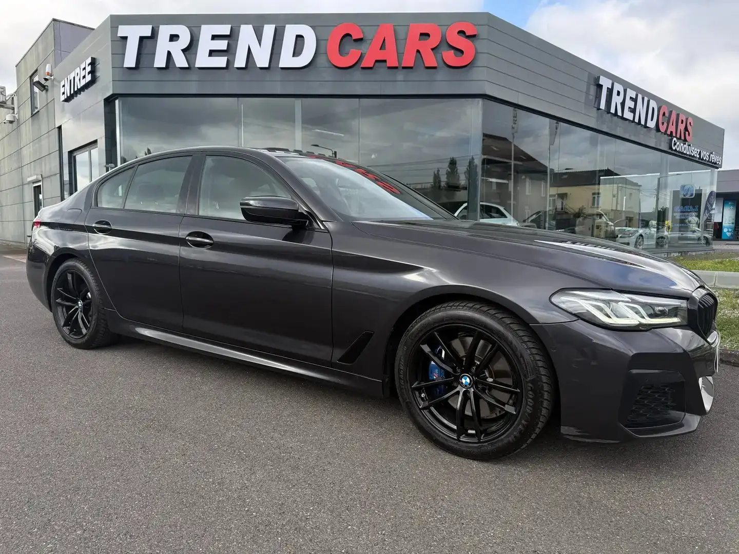 BMW 530 i XDRIVE PACK-M AUT. FULL OPT SHADOWLINE TOIT OUV. Grau - 2