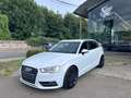 Audi A3 A3 Sportback 1.6 TDi Ambiente S tronic Wit - thumbnail 3