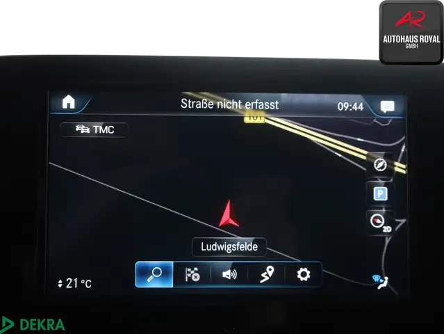 Mercedes-Benz V-Class view 15