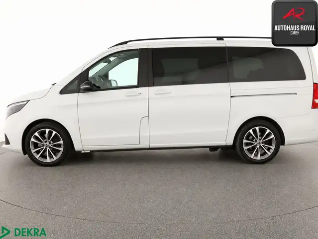 Mercedes-Benz V-Class view 2