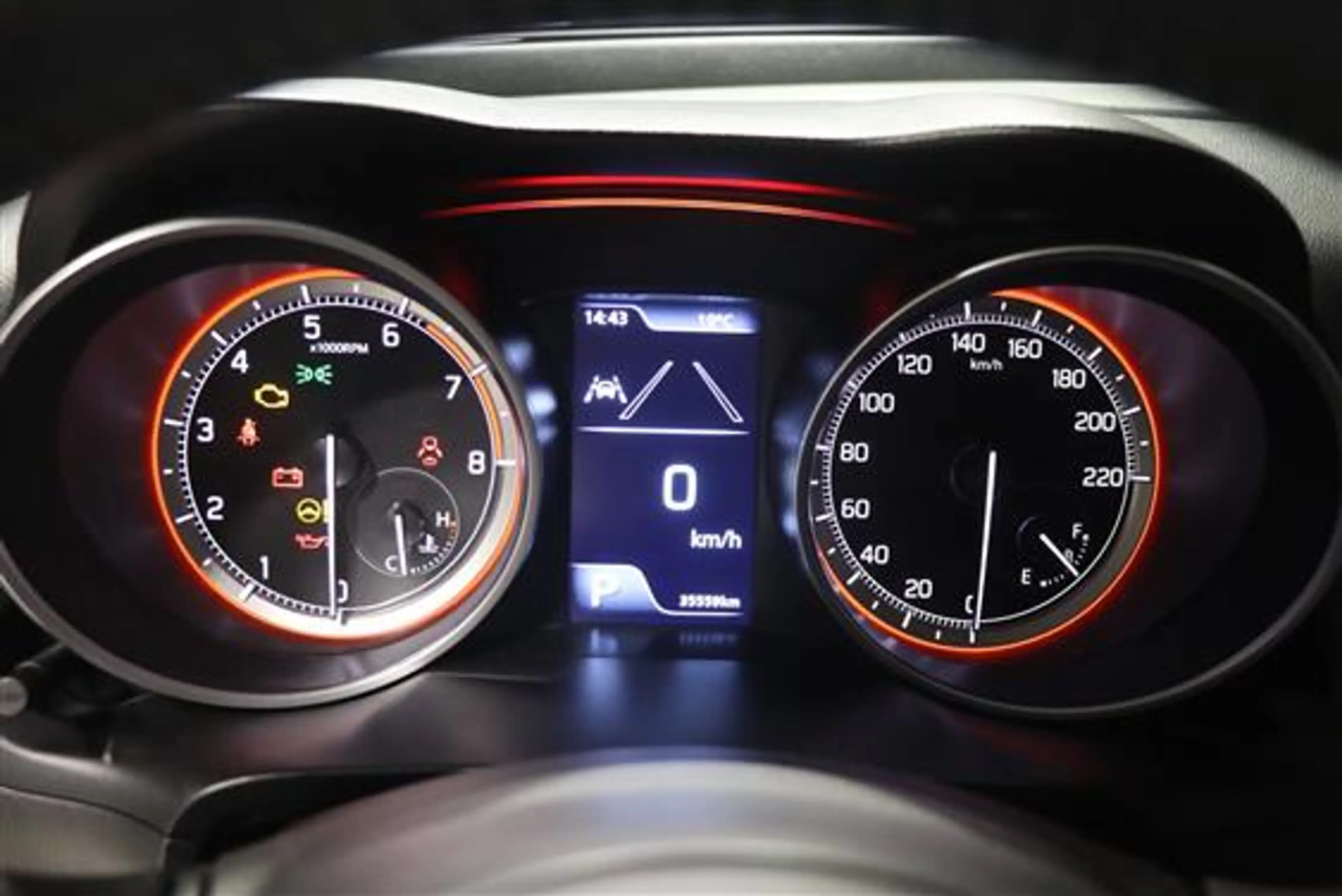 Suzuki Swift 1.2 GL+ MHEV CVT — photo 9