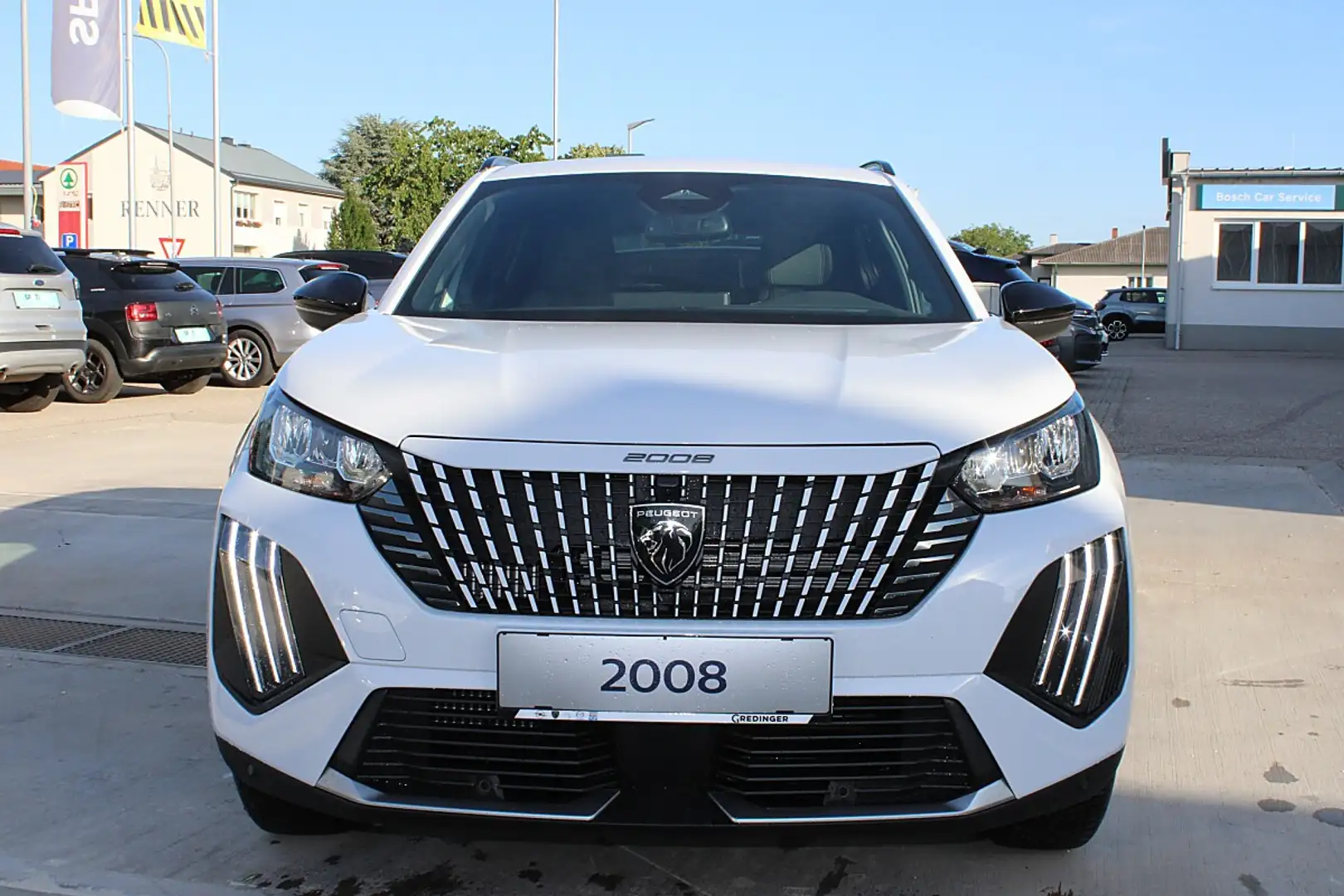 Peugeot 2008 Hybrid 145 e-DCS6 Allure Weiß - 2