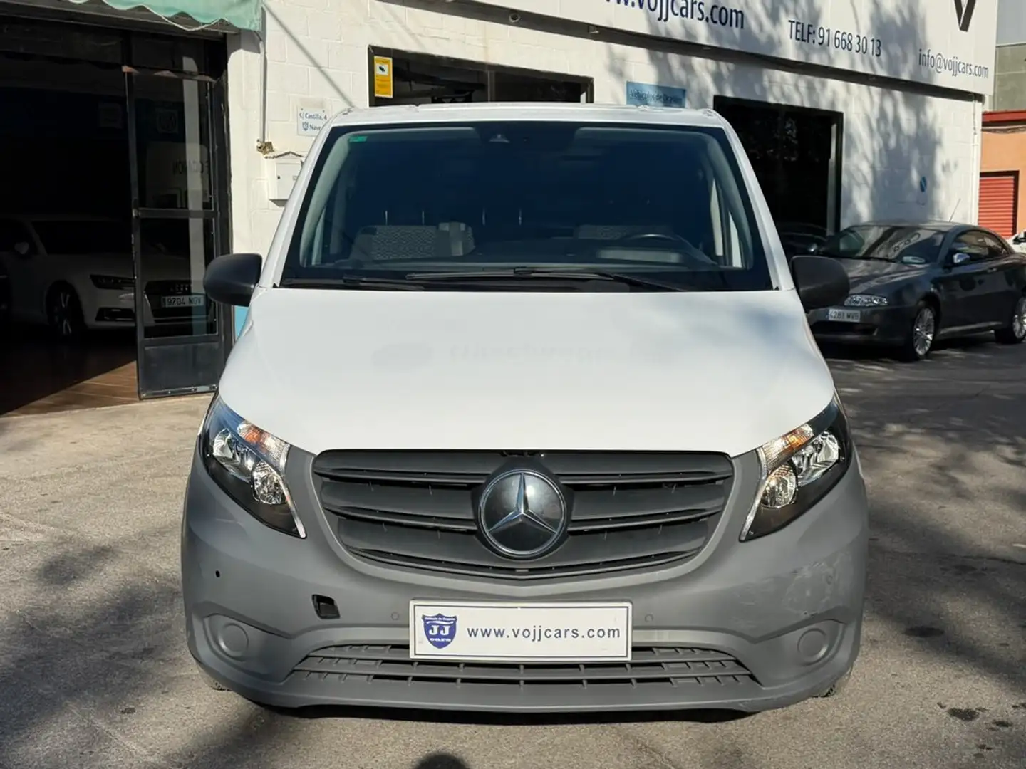 Mercedes-Benz Vito Furgón 114CDI Pro Compacta Blanco - 2