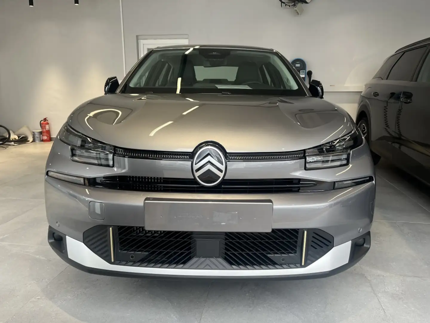 Citroen C4 X Hybrid Business Edition eDSC6 145 Gri - 2