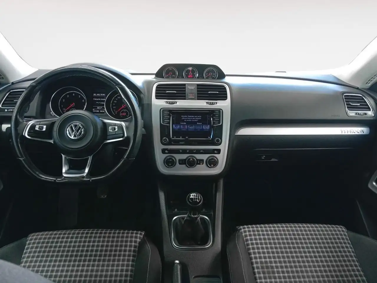 2016 Volkswagen Scirocco 1.4 TSI BMT Typhoon by R-Line, photograph 9
