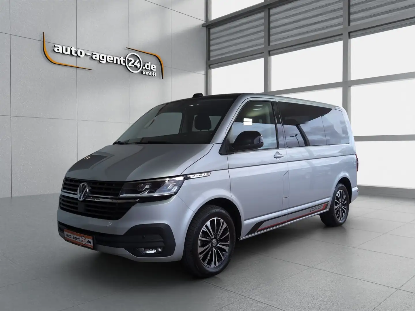 Volkswagen T6.1 Multivan 2.0 TDI 4M Edt./ACC/VC/StHzg/AHK/el.Heckklappe Argintiu - 2