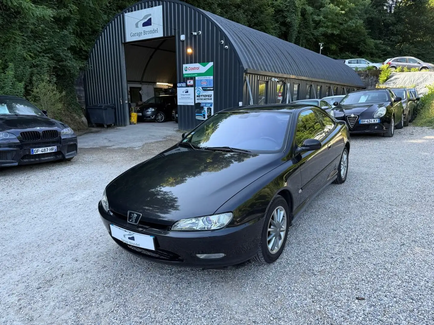 Peugeot 406 Coupé 2.2i 158cv Sport 3e main Noir - 1