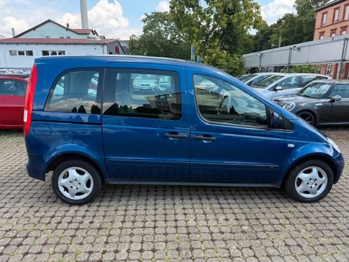 Mercedes-Benz Vaneo Compact Van 1.6 Blauw - 2