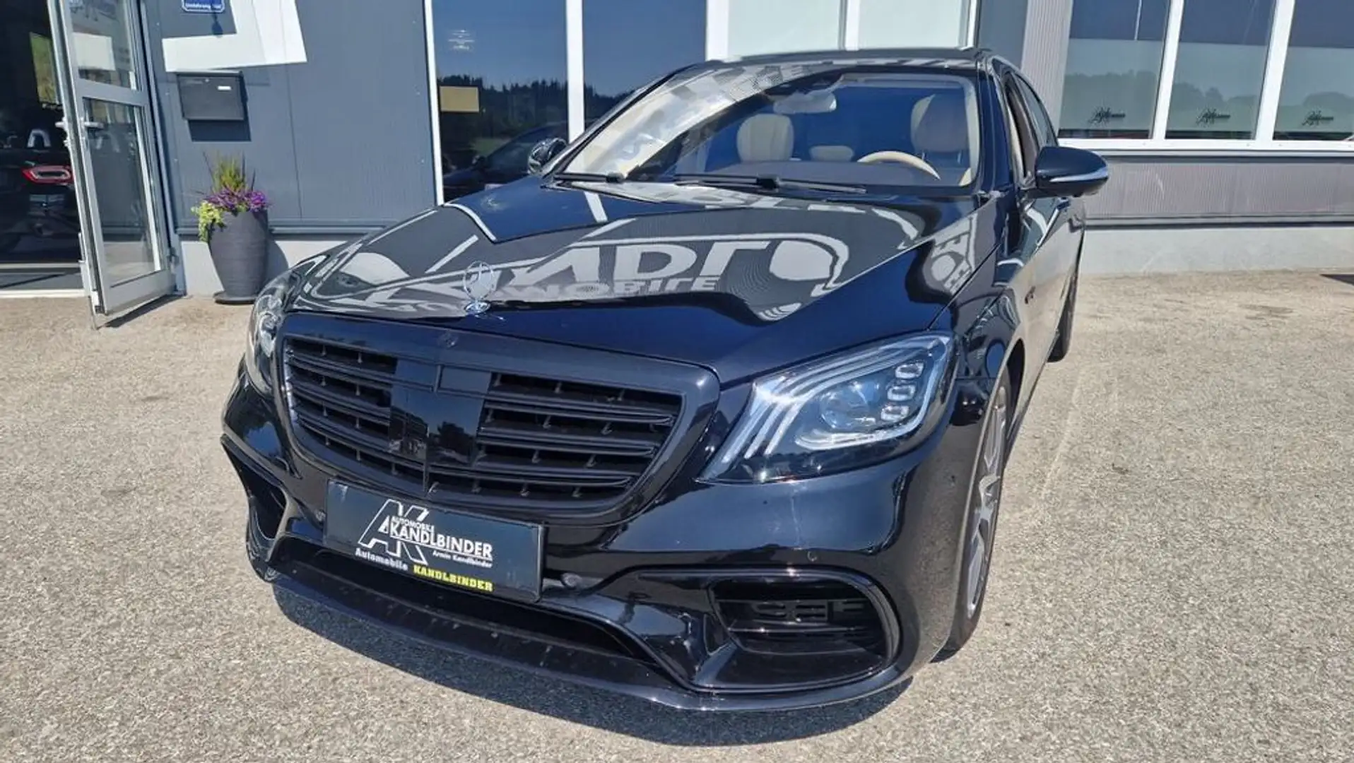 Mercedes-Benz S 63 AMG 4Matic L Schwarz - 2