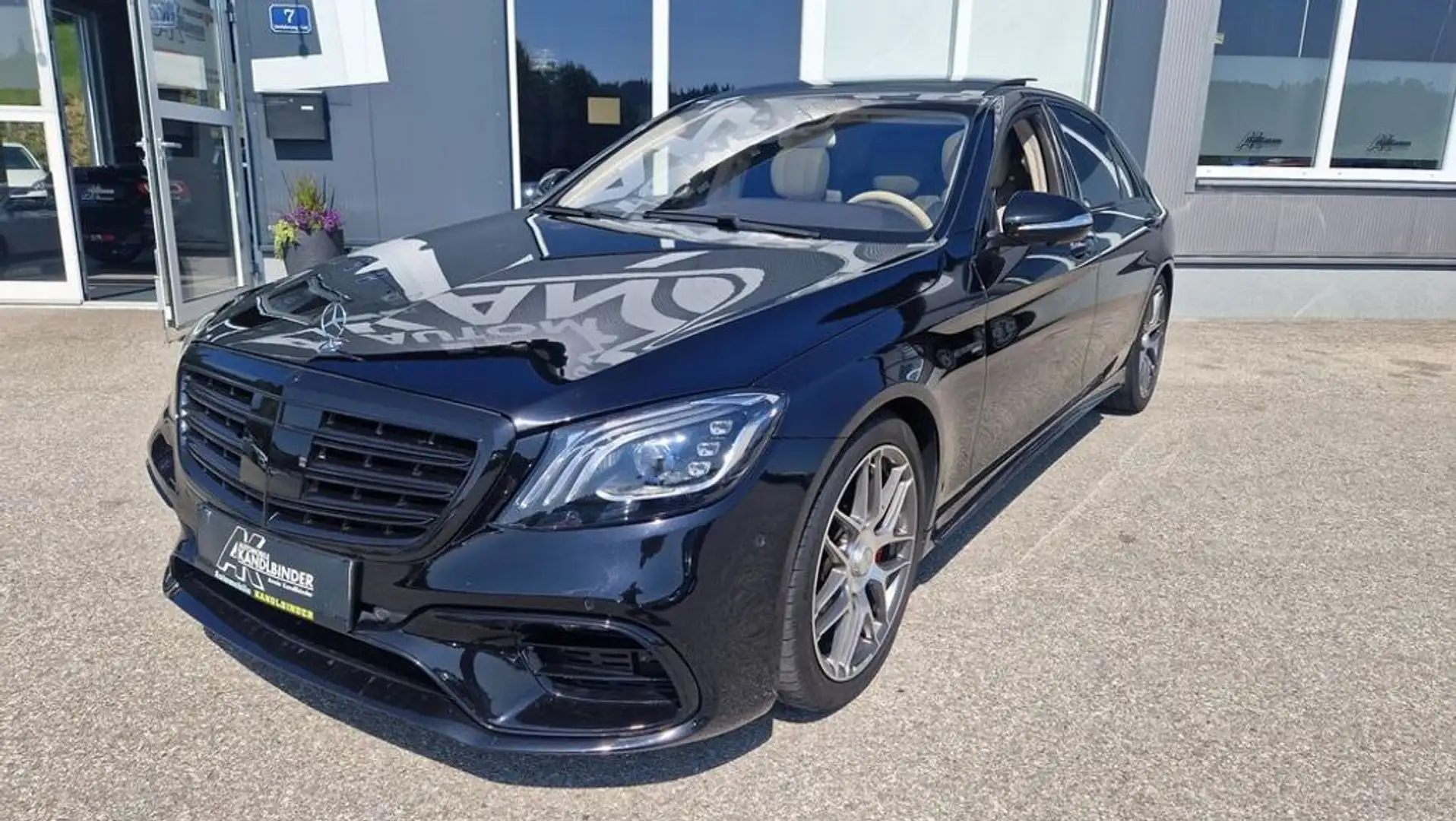 Mercedes-Benz S 63 AMG 4Matic L Schwarz - 1