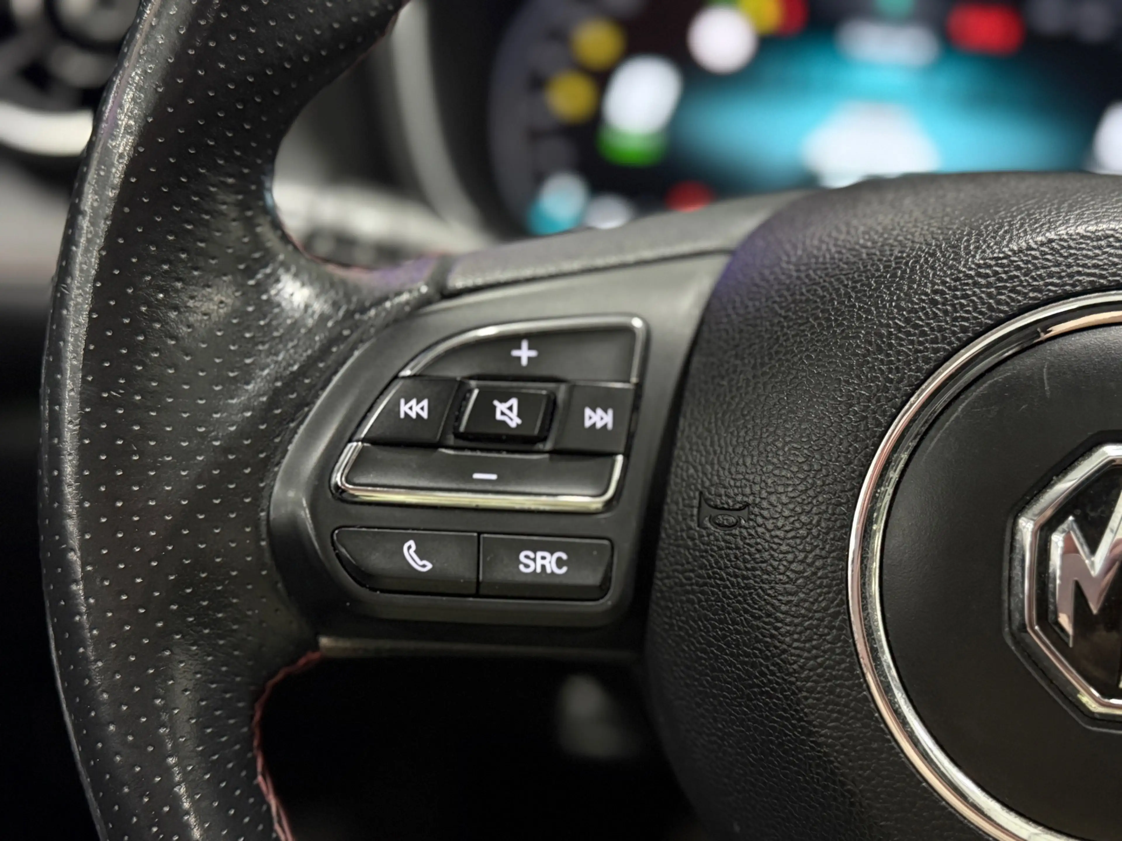 MG EHS 1.5 TGDI Luxury |Pano | ACC | 360° | Leder | CarPl — photo 12