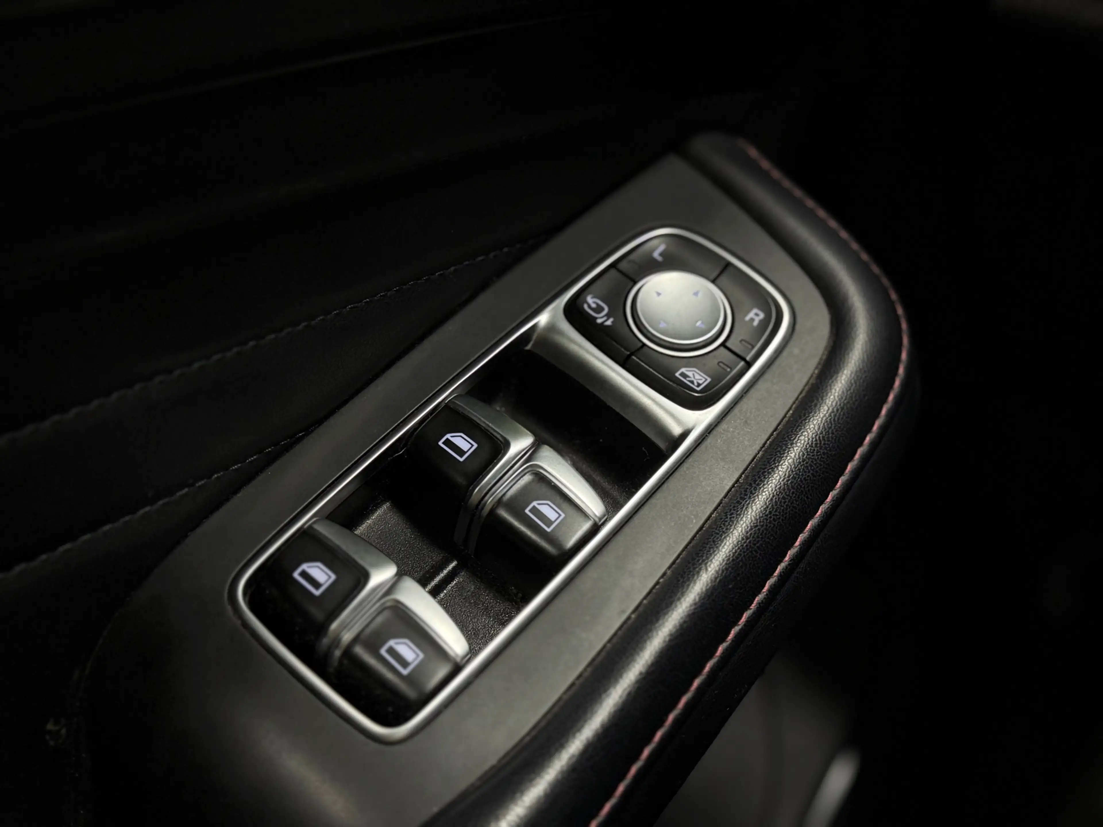 MG EHS 1.5 TGDI Luxury |Pano | ACC | 360° | Leder | CarPl — photo 16