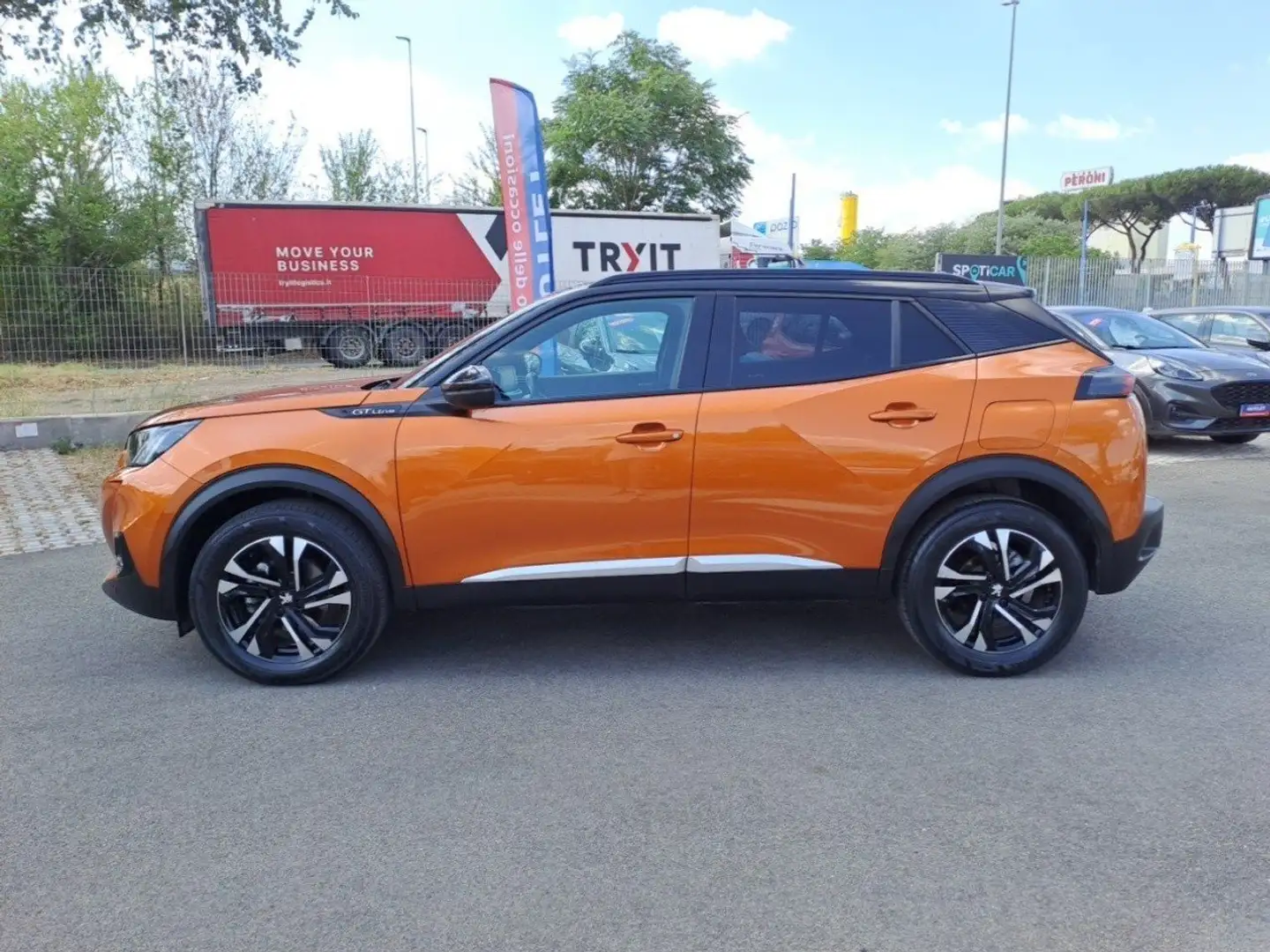 Peugeot 2008 PureTech 130 GT Line S/S Arancione - 2