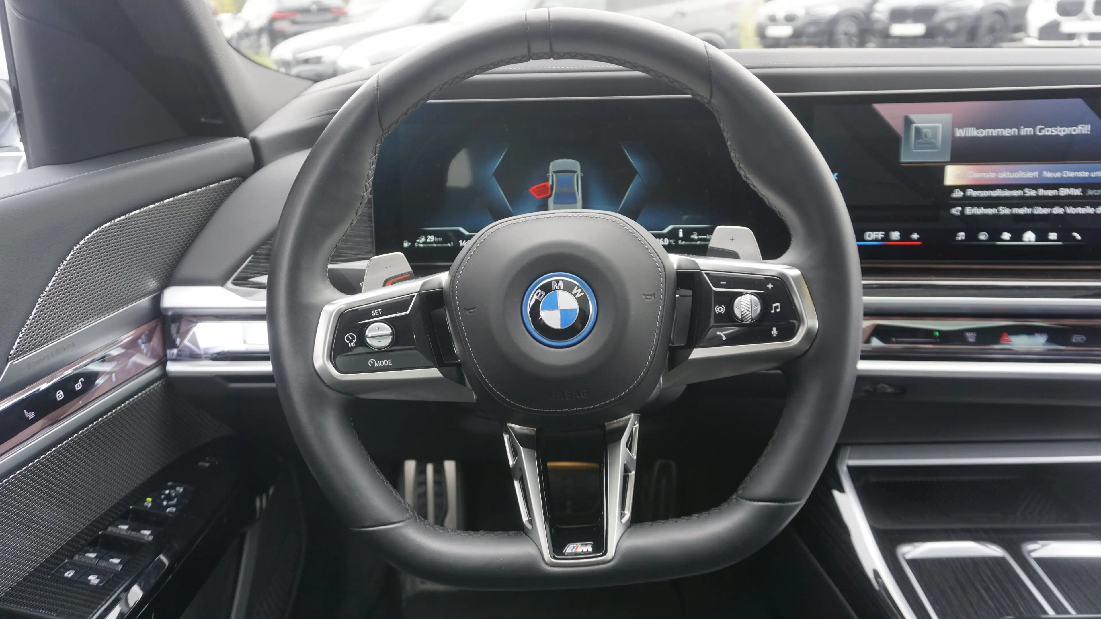 BMW 750 e xDrive Limousine M Sport AHK+StHz+StKlima — photo 14
