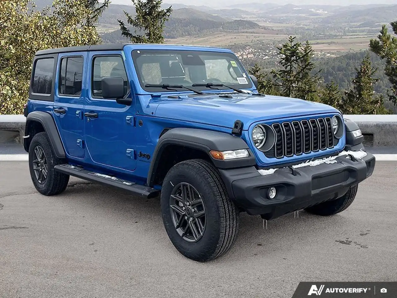 Jeep Wrangler снимка Jeep Wrangler