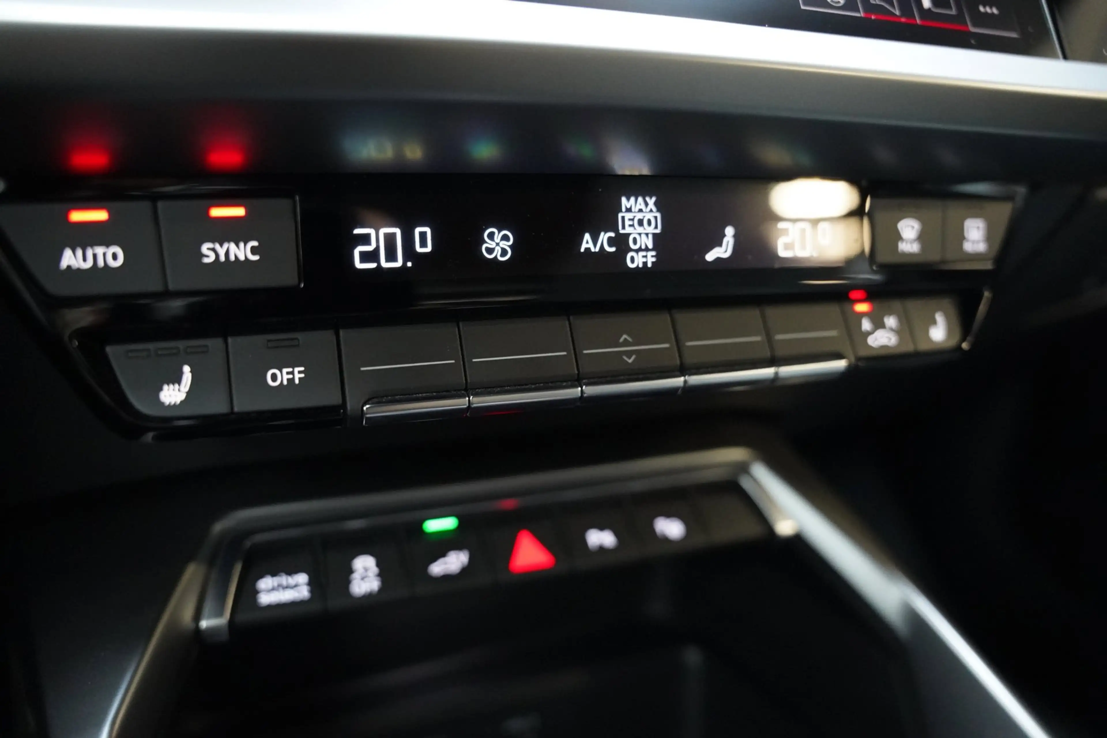 Audi A3 Sportback 40 TFSI e 2x S LINE PANO LEER ACC MATRIX — photo 29