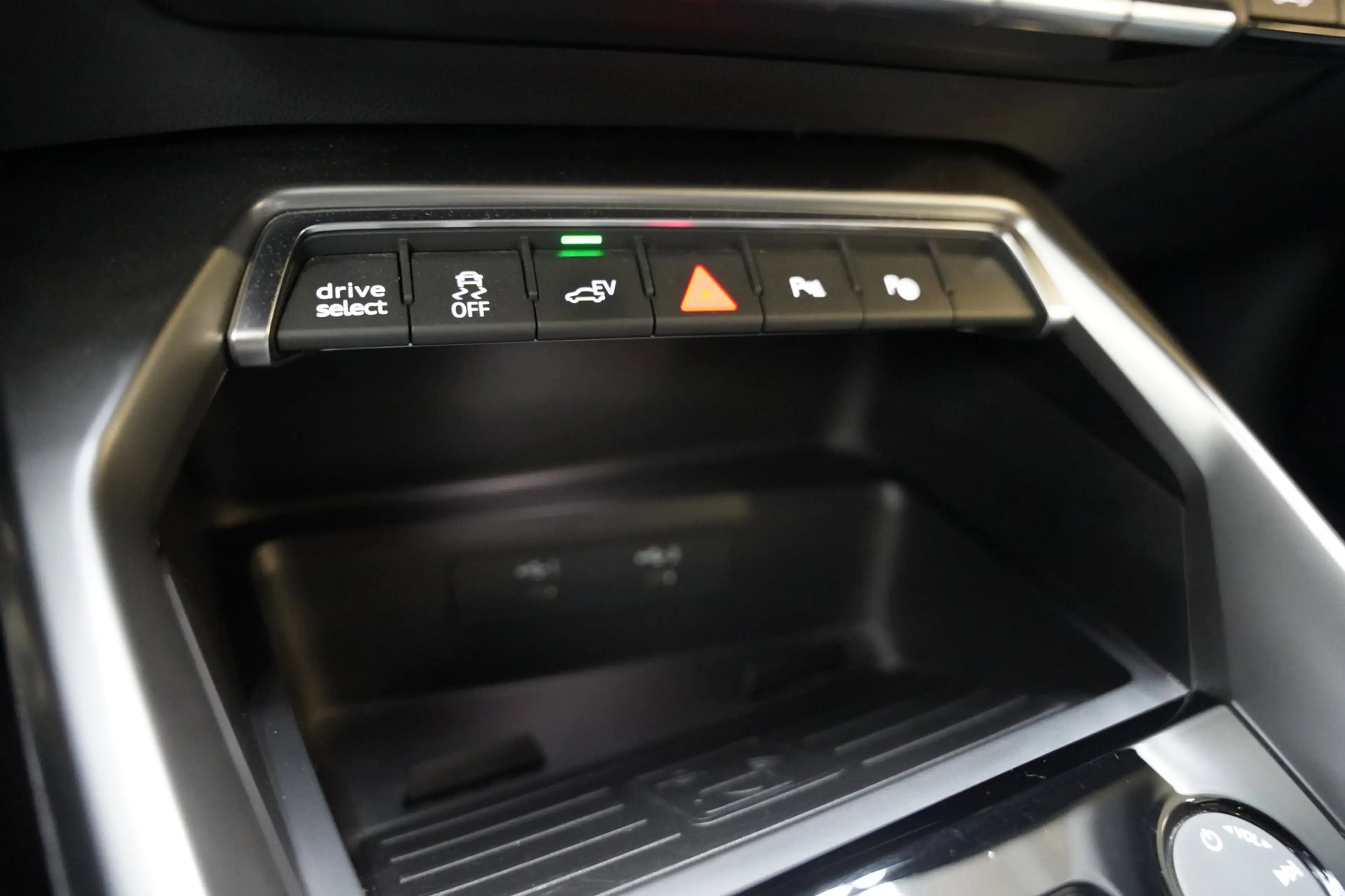 Audi A3 Sportback 40 TFSI e 2x S LINE PANO LEER ACC MATRIX — photo 16
