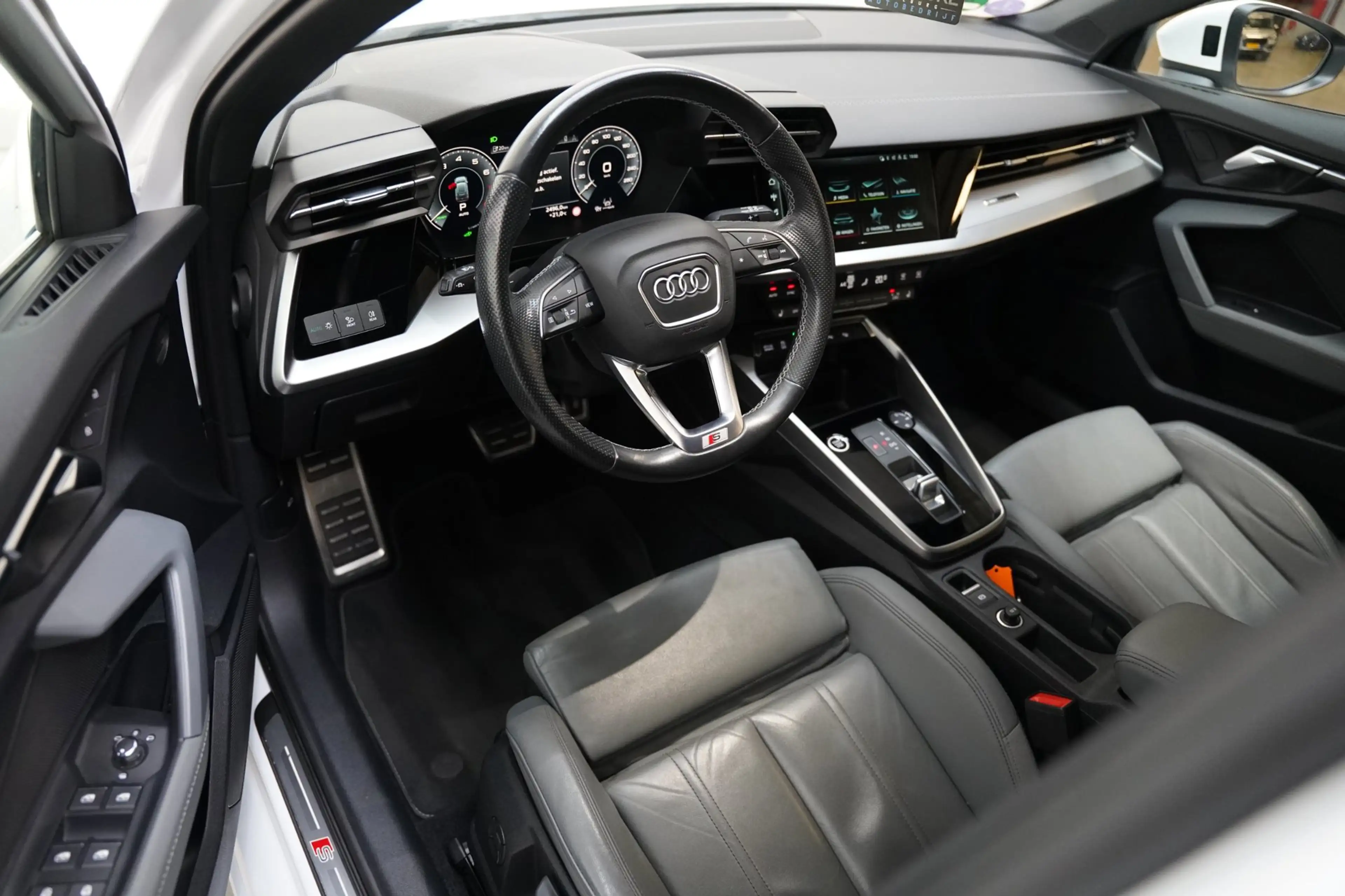 Audi A3 Sportback 40 TFSI e 2x S LINE PANO LEER ACC MATRIX — photo 11