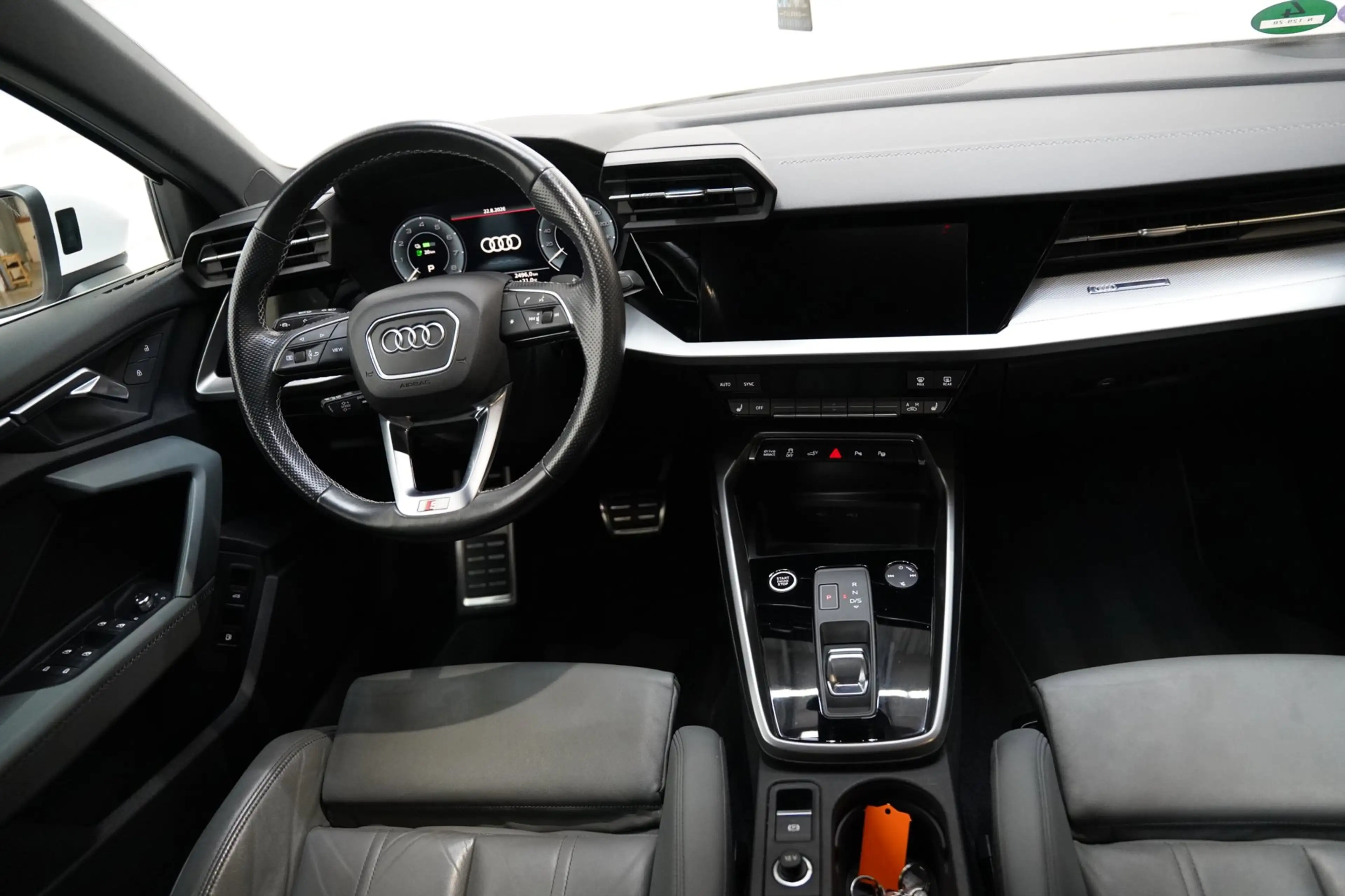 Audi A3 Sportback 40 TFSI e 2x S LINE PANO LEER ACC MATRIX — photo 35