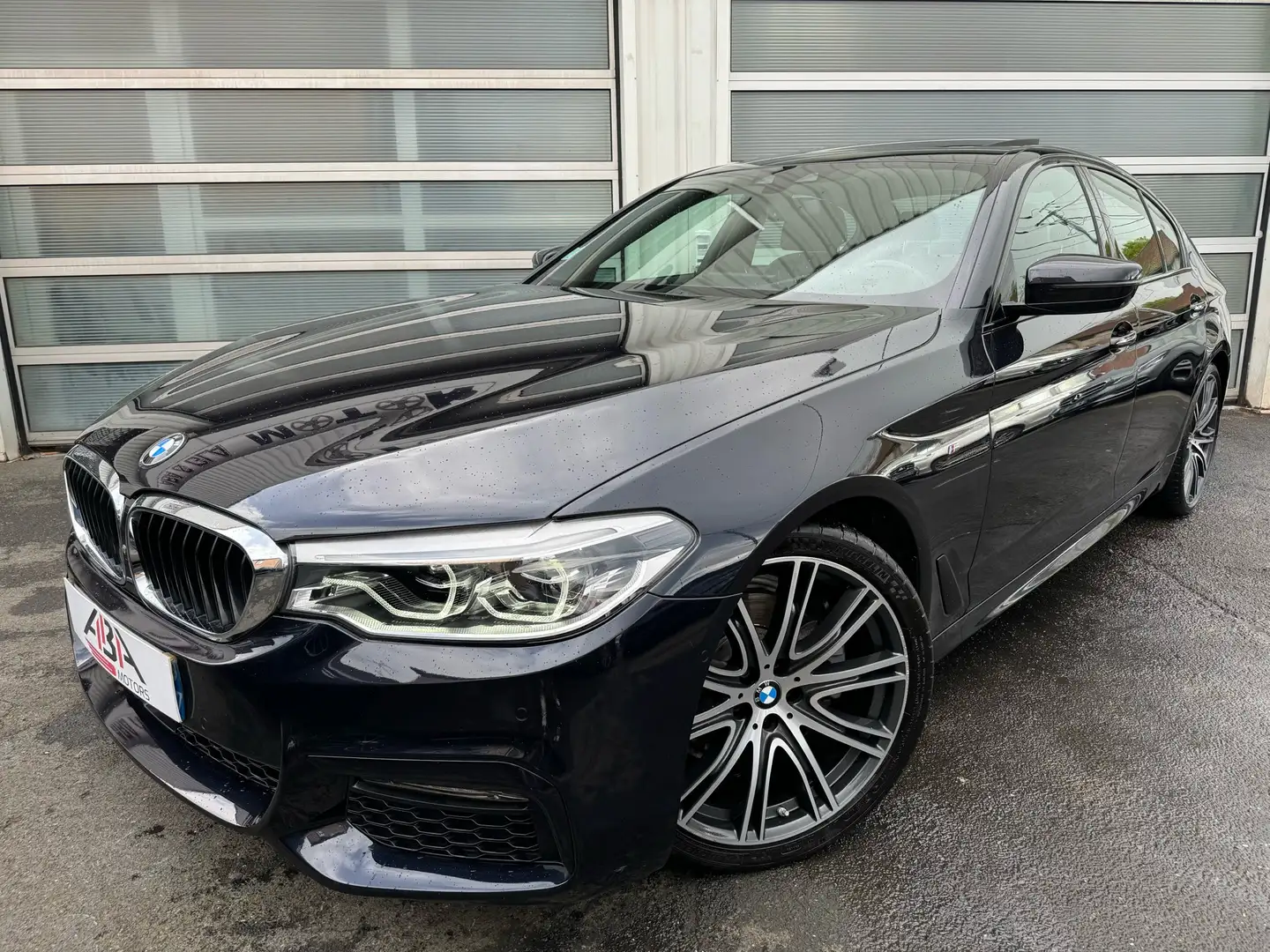 BMW 520 520i 184 ch BVA8 M Sport Bleu - 1