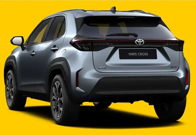 Toyota Yaris Cross view 9