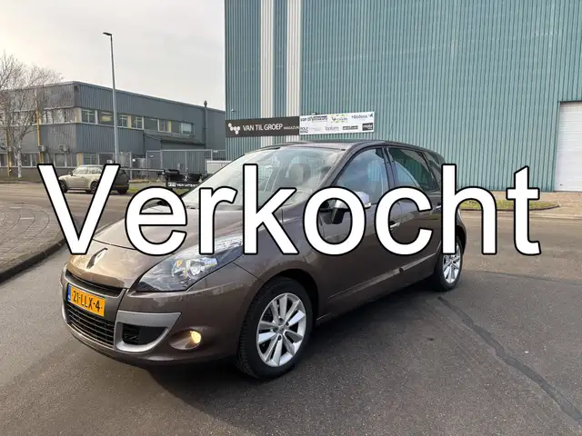 Renault Scenic 1.6-16V Celsium 6-Bak 110 PK. Prachtige auto van d
