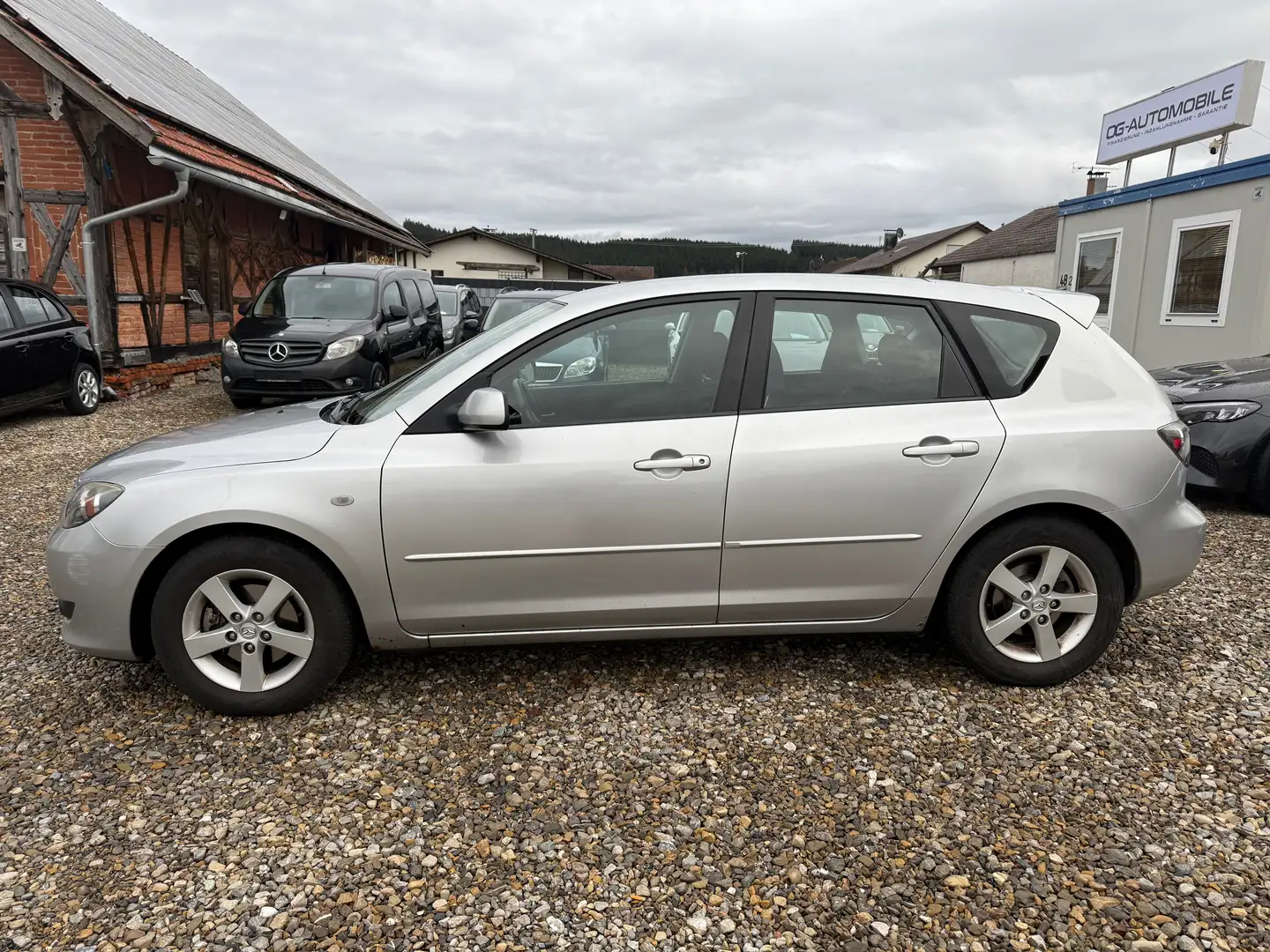 Mazda 3 1.6 Sport Active Grau - 2