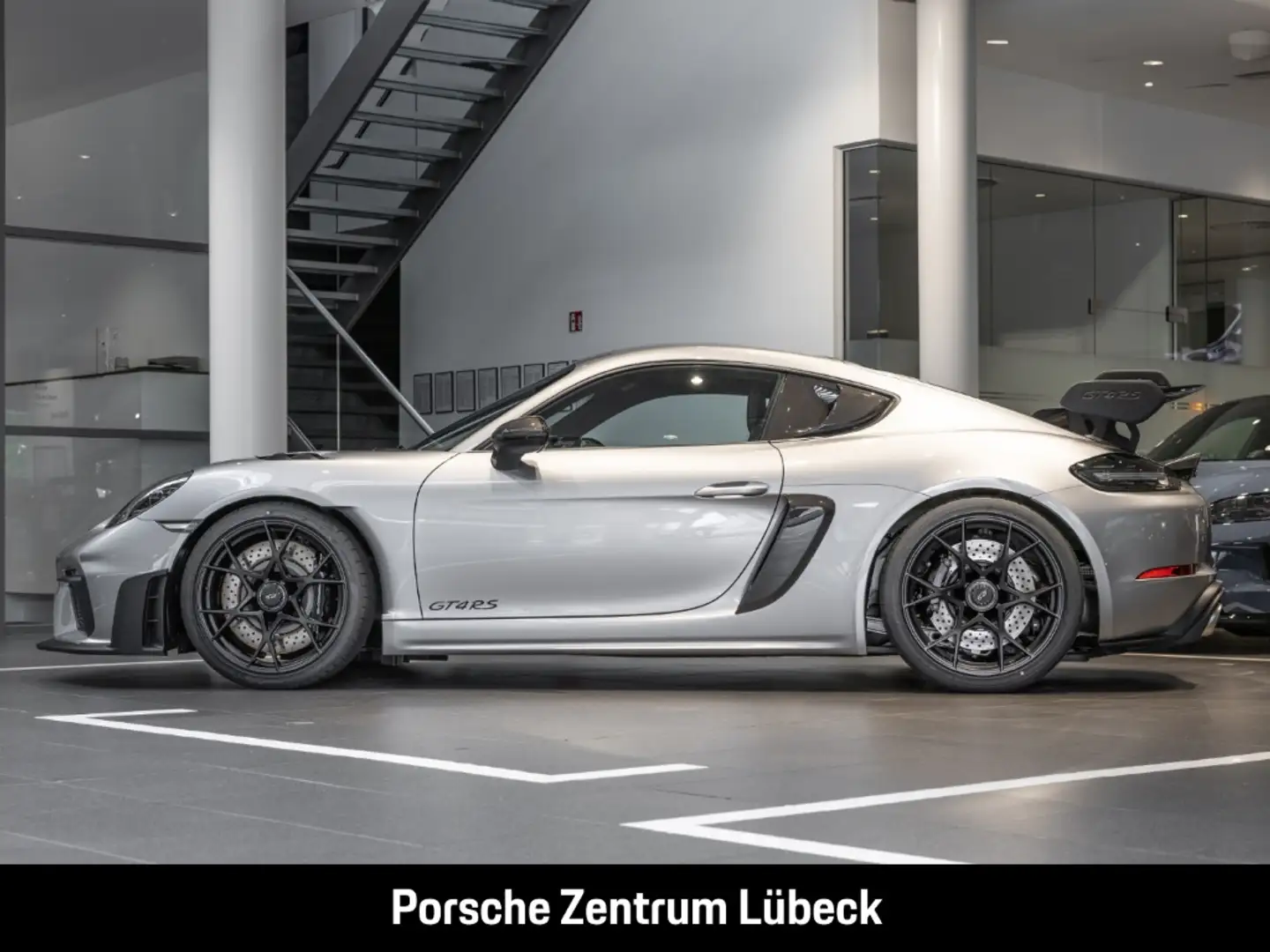 Porsche Cayman 718 GT4 RS Sportabgasanlage Sport Chrono Stříbrná - 2