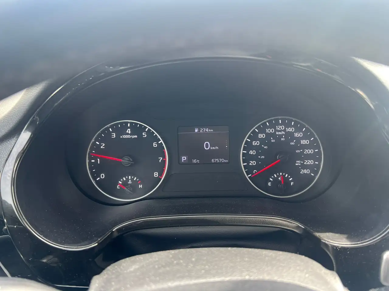 Kia Seltos снимка Kia Seltos