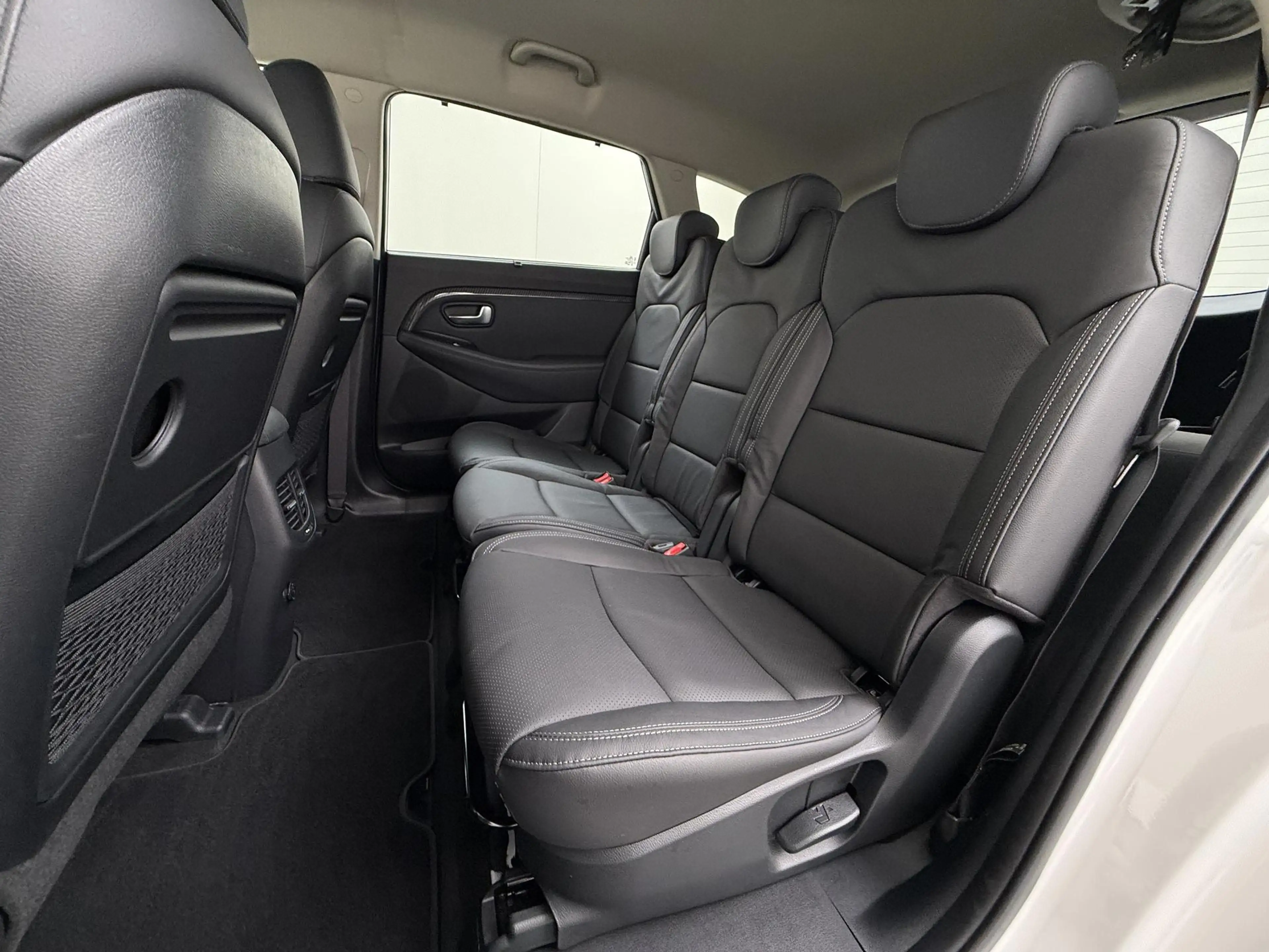 Kia Carens 2.0 GDi ExecutiveLine | Automaat | Camera | Naviga — photo 9