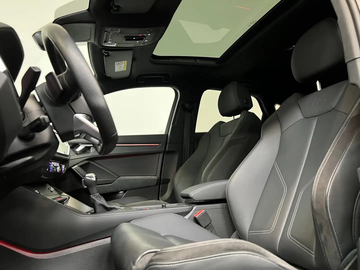Audi Q3 Sportback 45 TFSI e Plugin 3 x S line Pano Sfeer K Grigio - 2