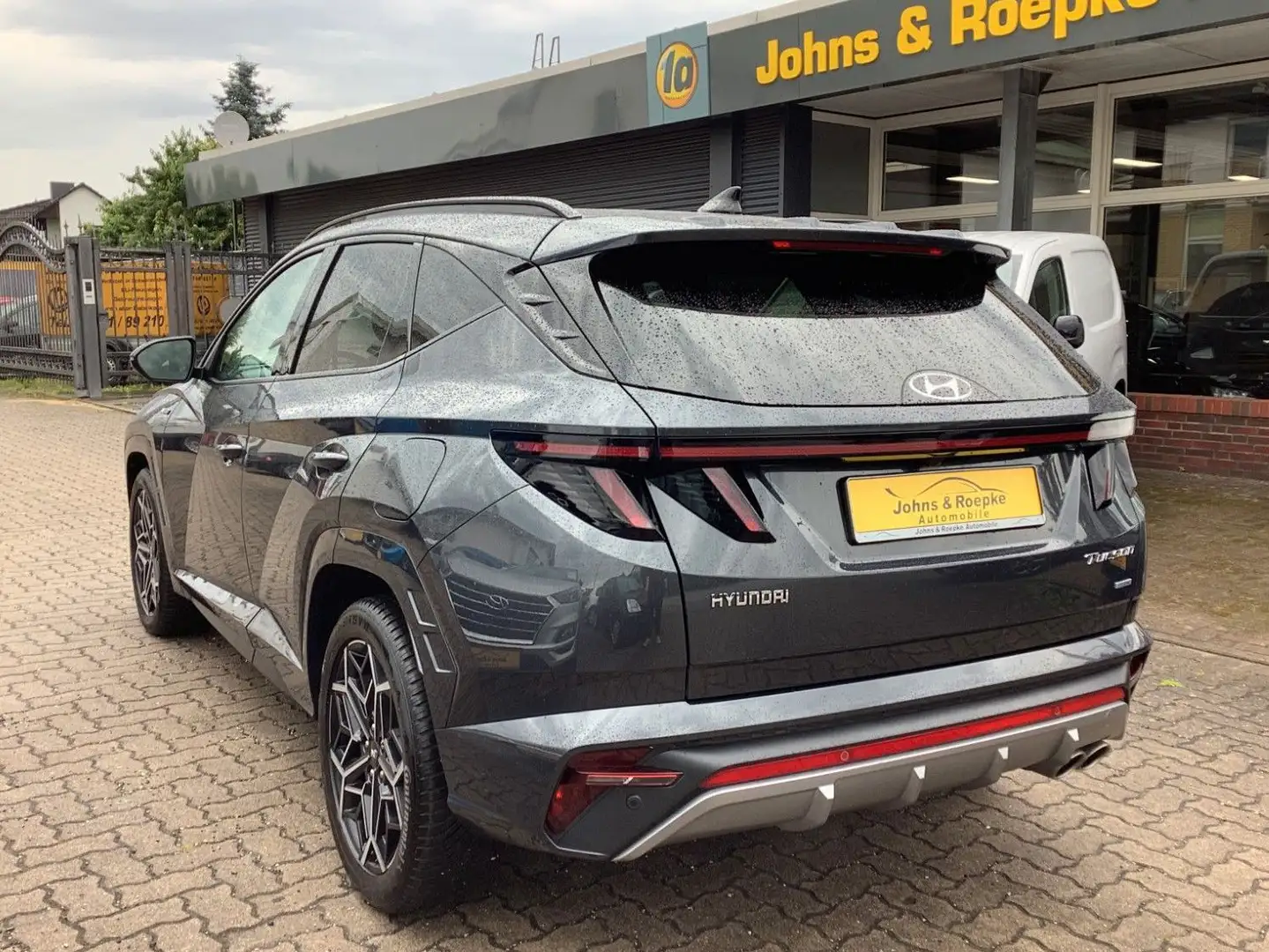 Hyundai TUCSON N Line Automatik 4WD / NAVI / PANO/SD Grau - 2