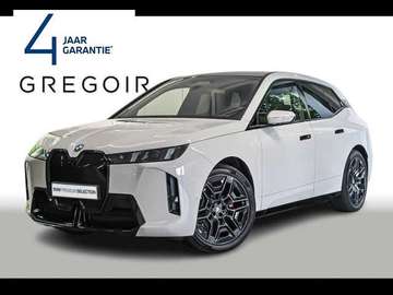 xDrive60 lci