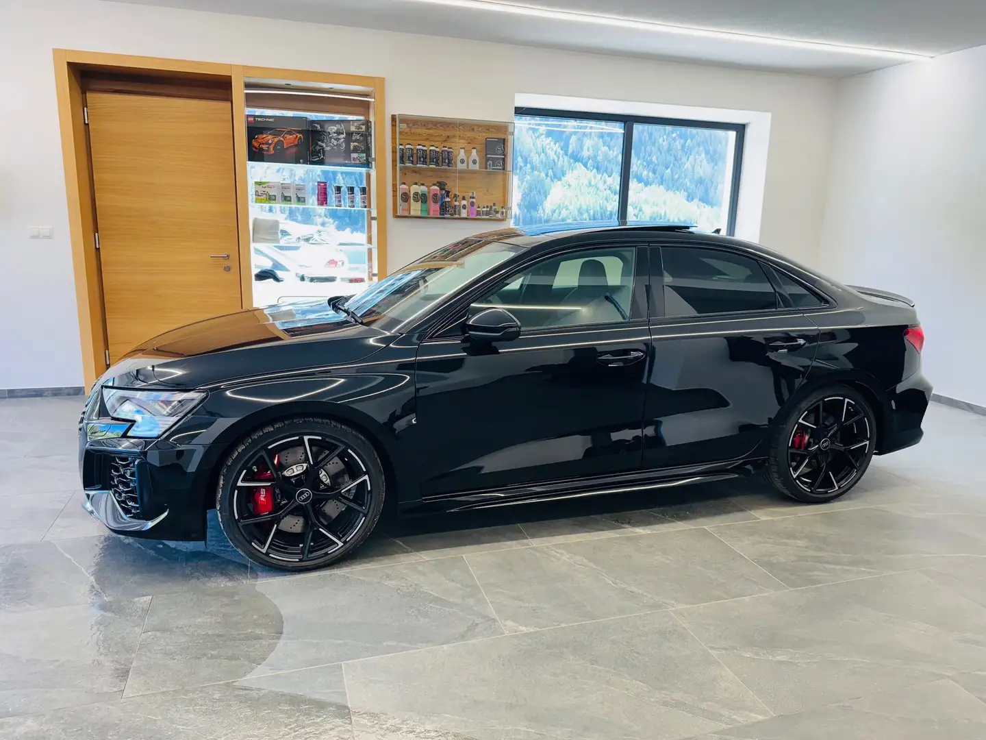 Audi RS3 Sedan 2.5 tfsi quattro s-tronic Schwarz - 2
