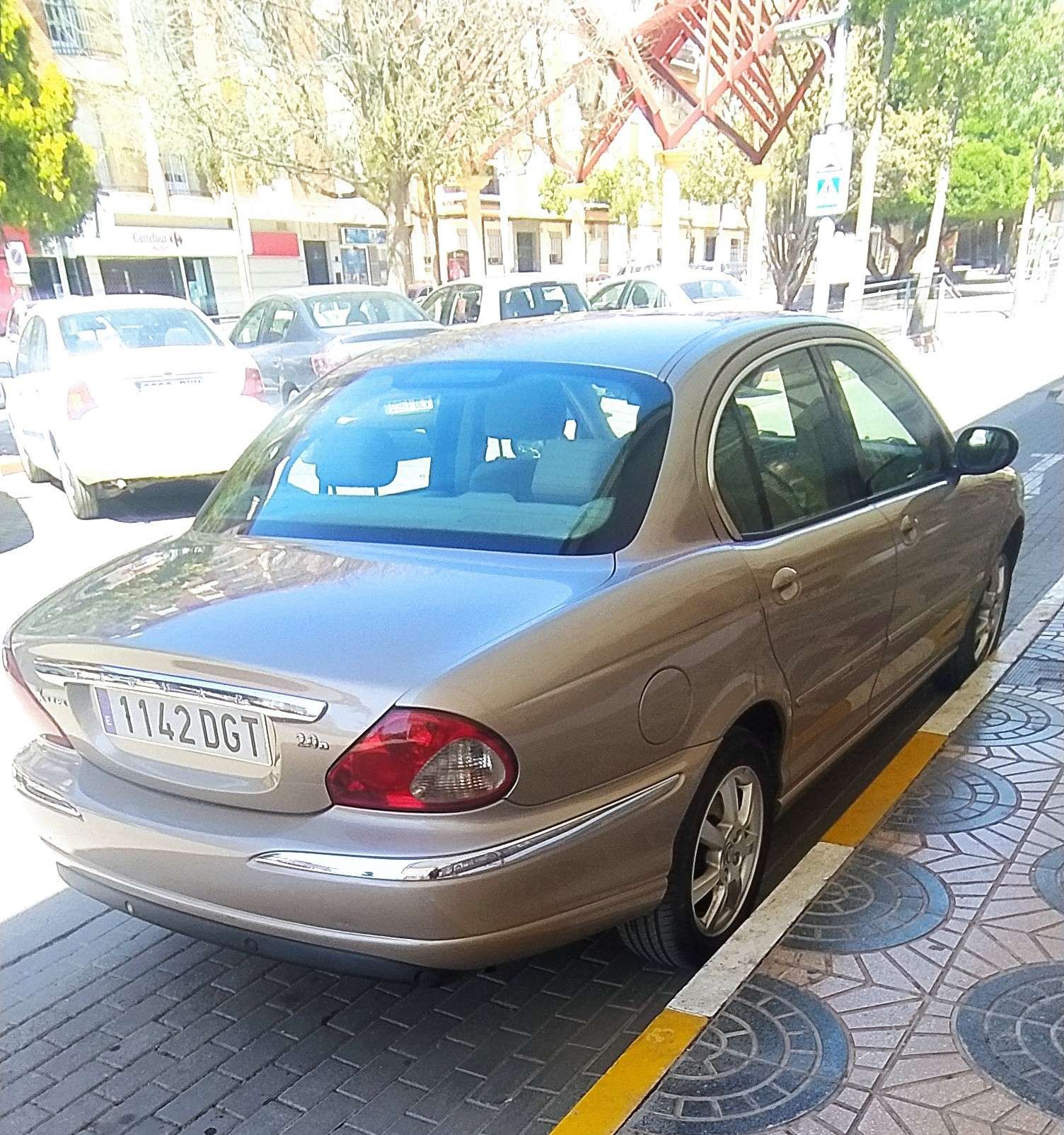 Jaguar X-Type 2.0D Executive - foto 1