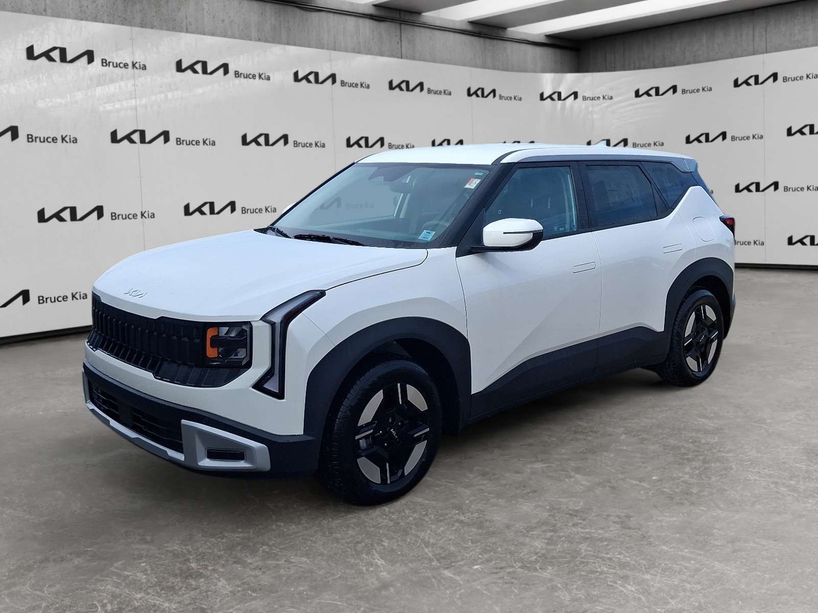 White 2027 Kia Seltos SUV / Crossover Front-Wheel Drive Automatic