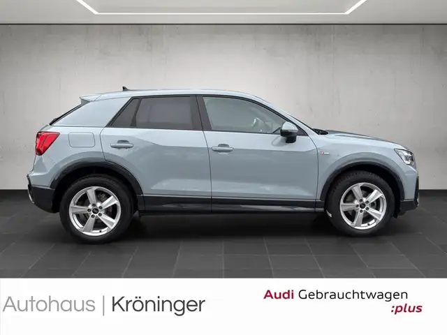 Audi Q2 view 4