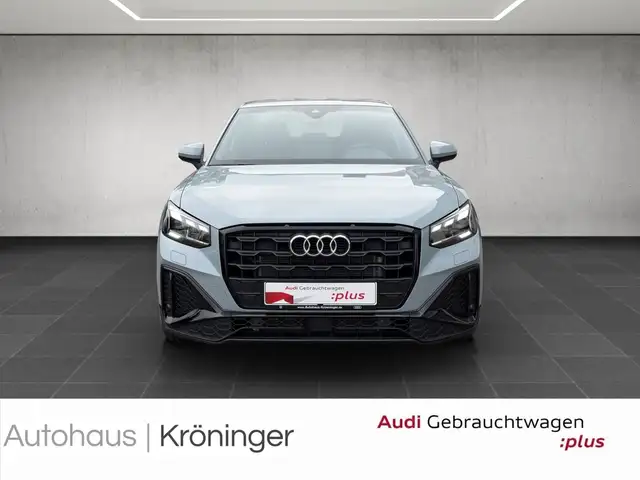 Audi Q2 view 5