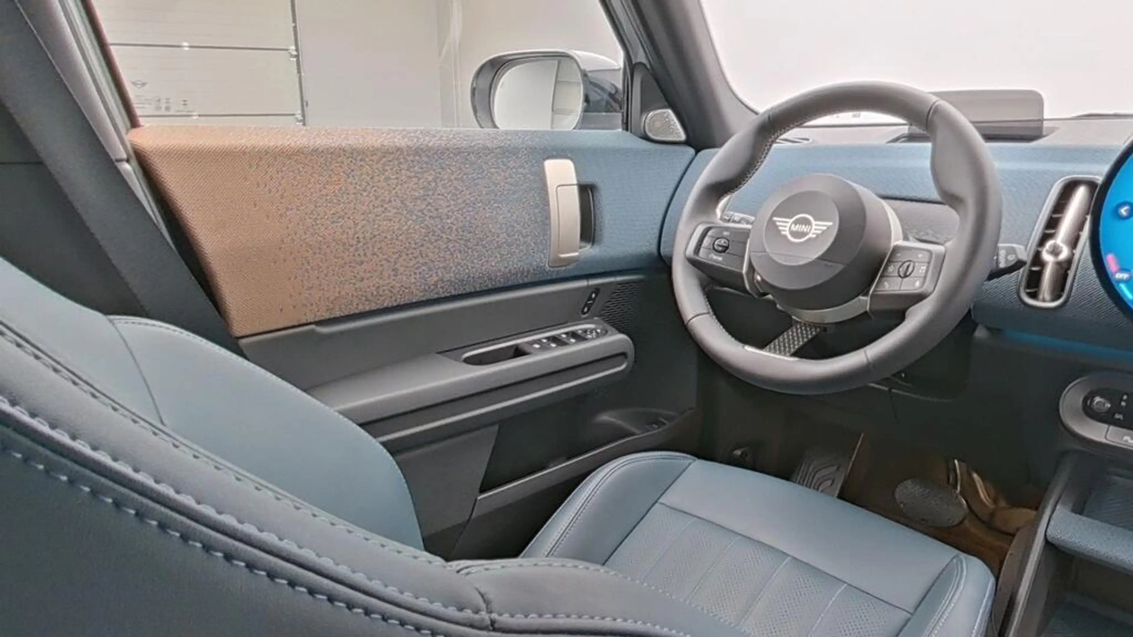 MINI Countryman S All4 Favoured Trim — photo 21