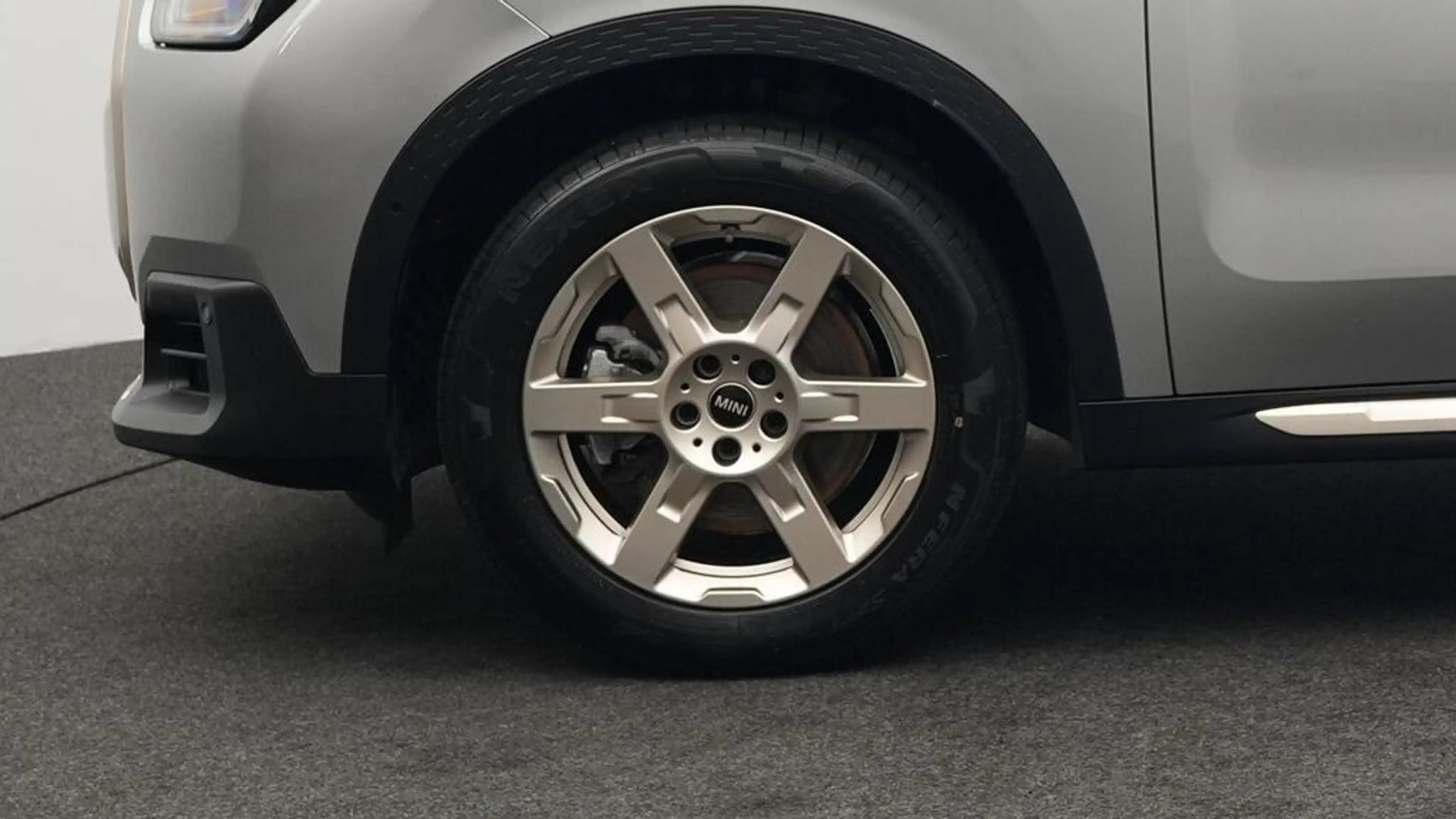 MINI Countryman S All4 Favoured Trim — photo 11