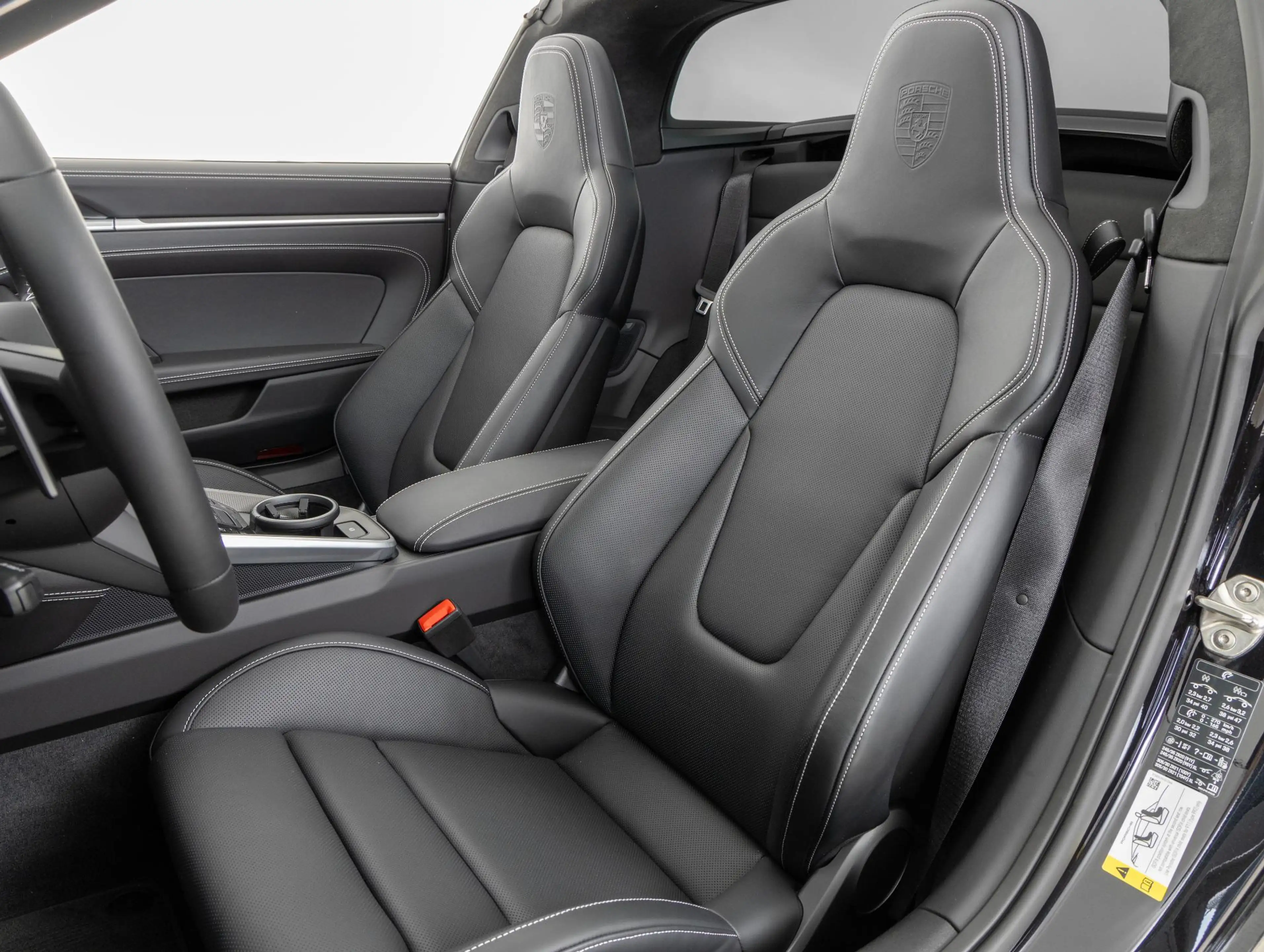 Porsche 992 Targa 4S — photo 4