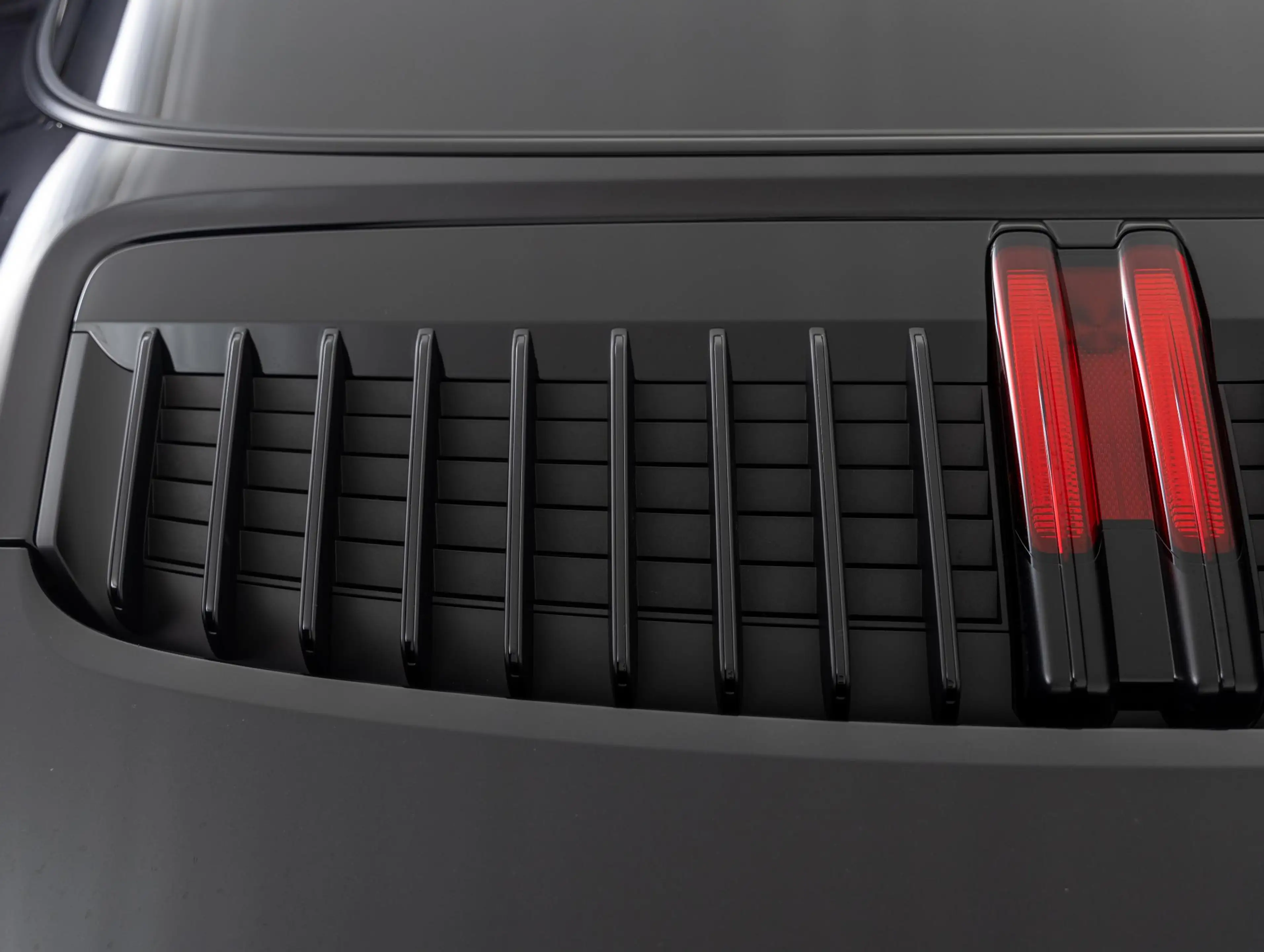 Porsche 992 Targa 4S — photo 24