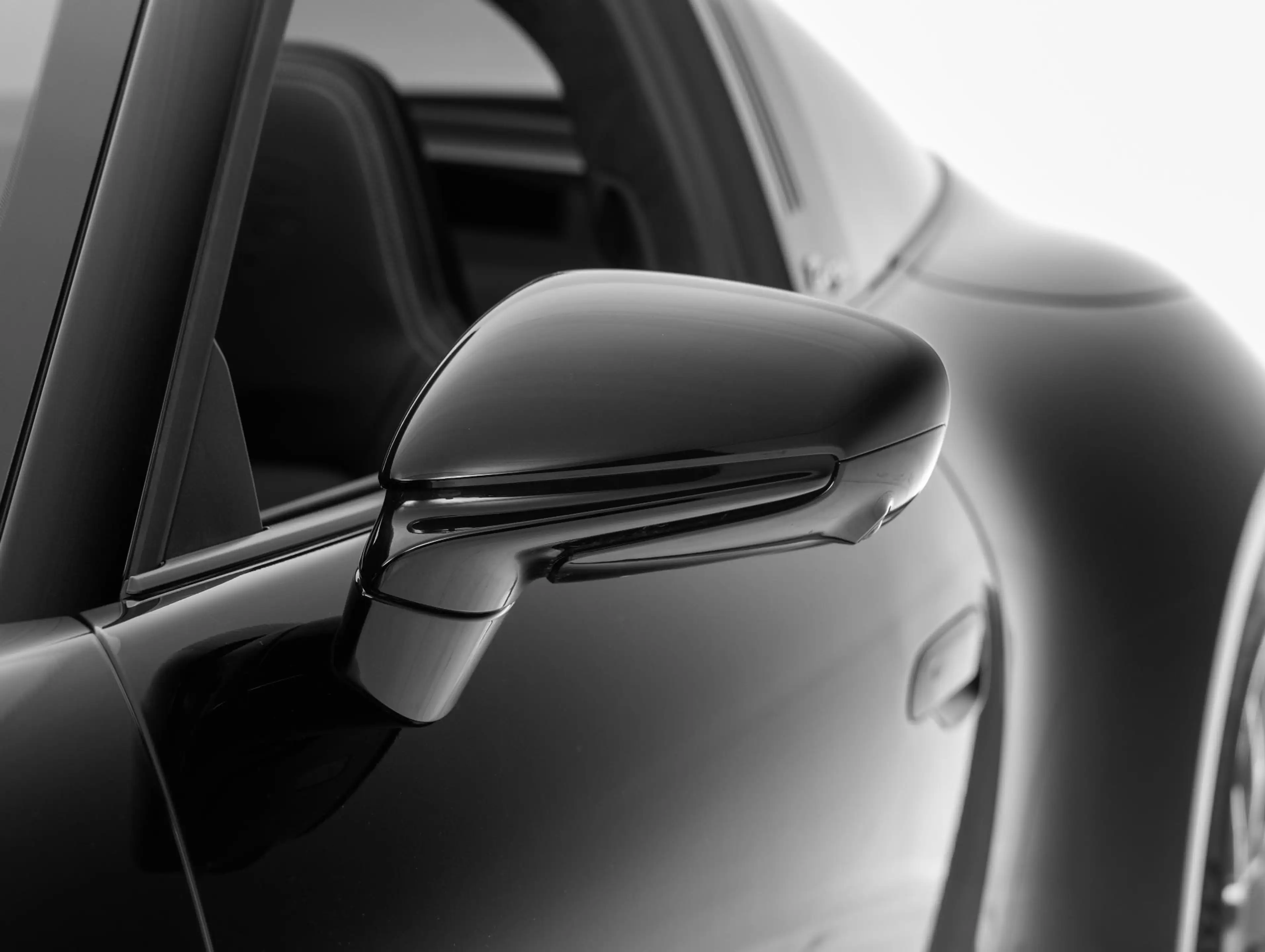 Porsche 992 Targa 4S — photo 22