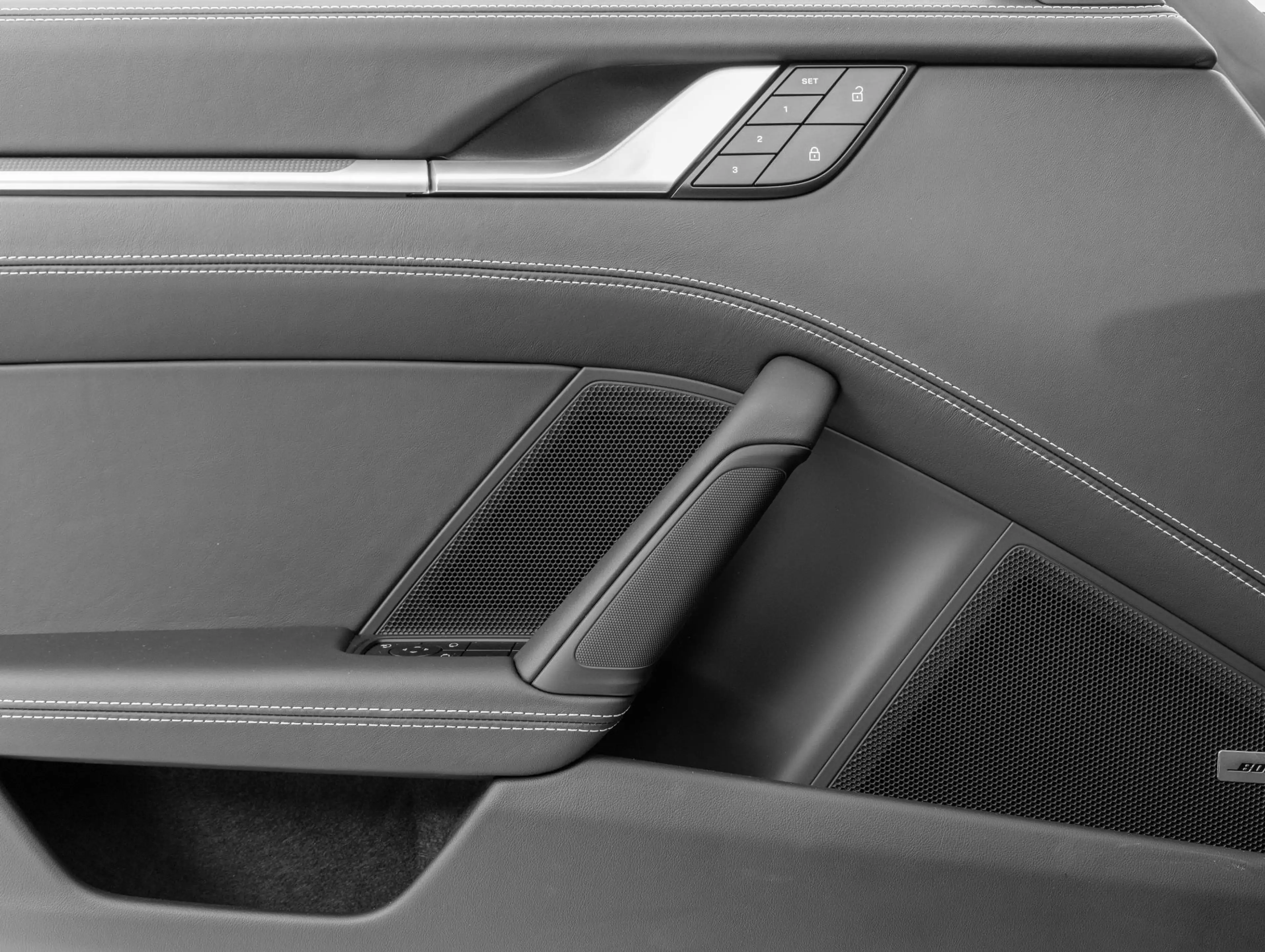 Porsche 992 Targa 4S — photo 31