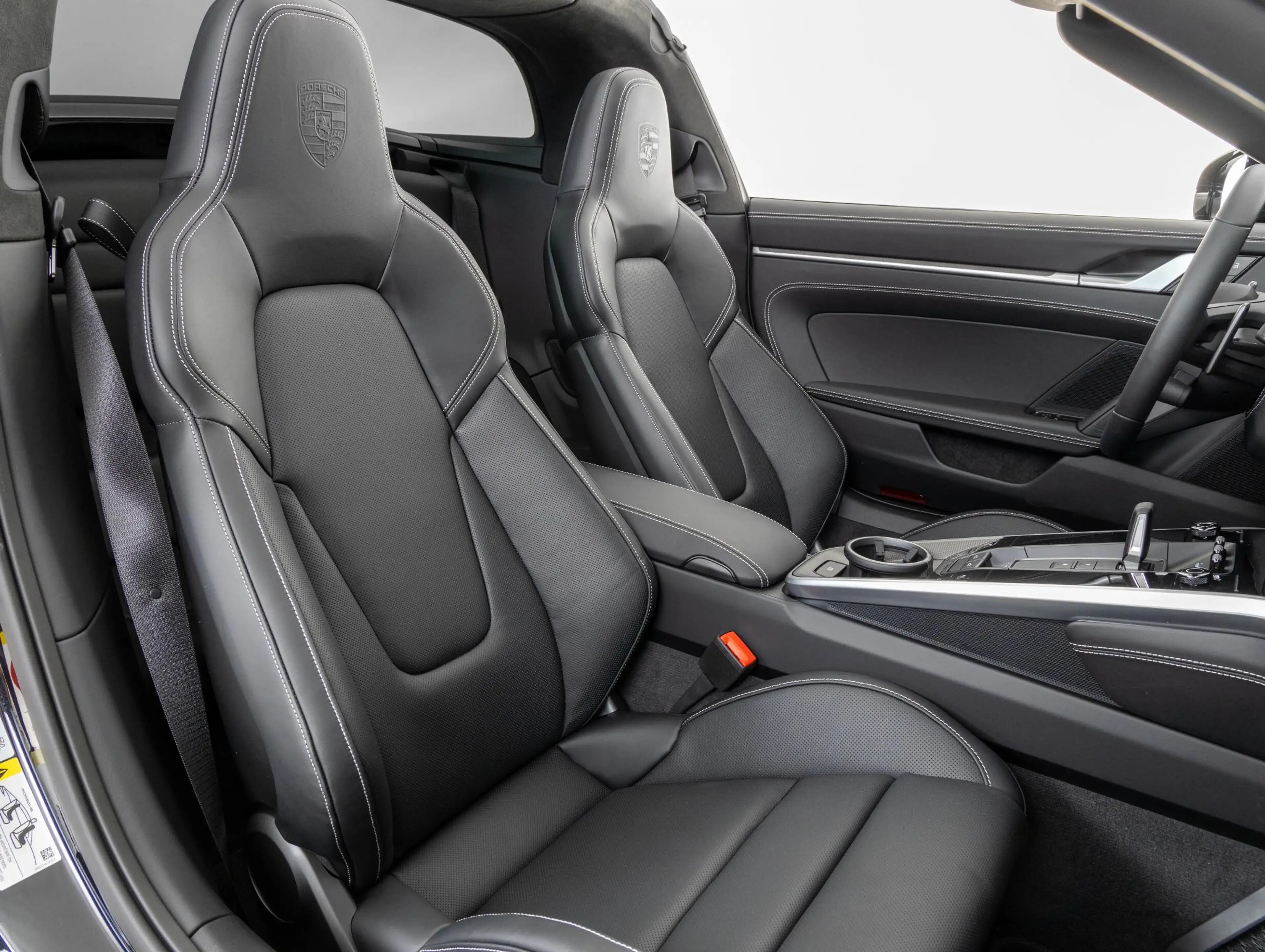 Porsche 992 Targa 4S — photo 8