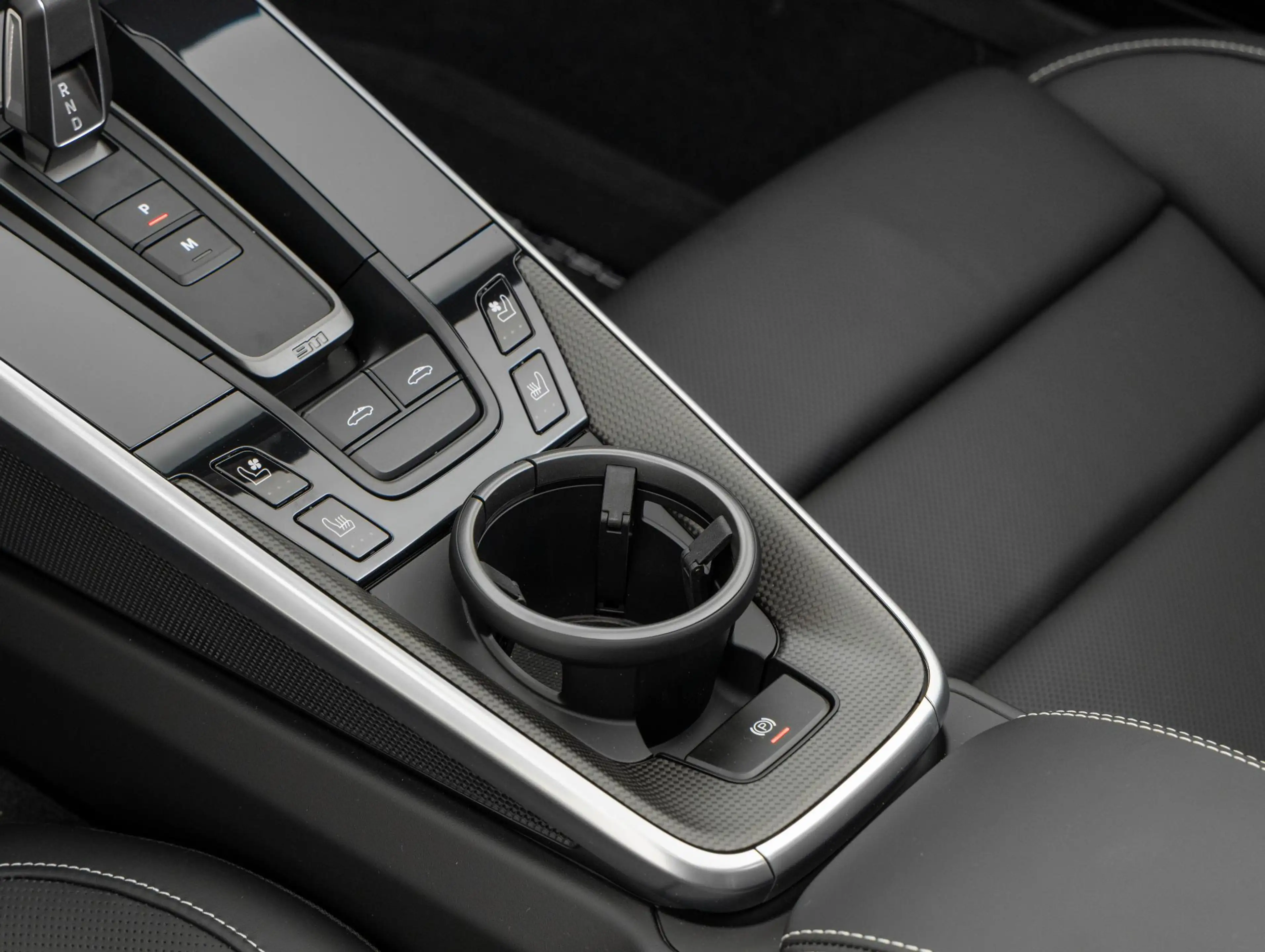Porsche 992 Targa 4S — photo 17