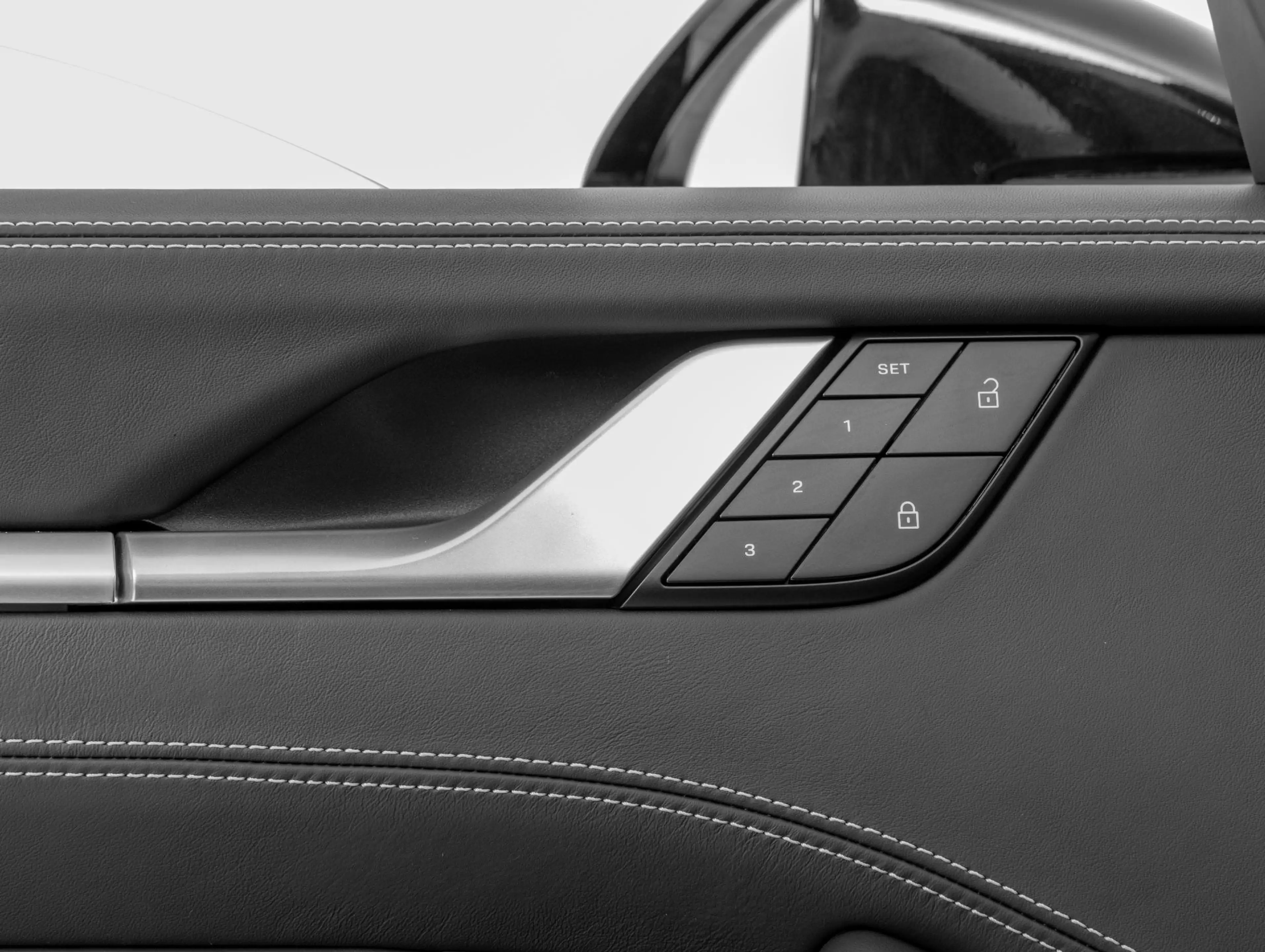 Porsche 992 Targa 4S — photo 33