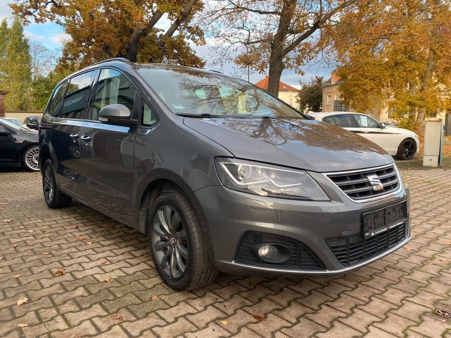 SEAT Alhambra Connect 1.4 TSi,Bi Xenon,Navi Gris - 1