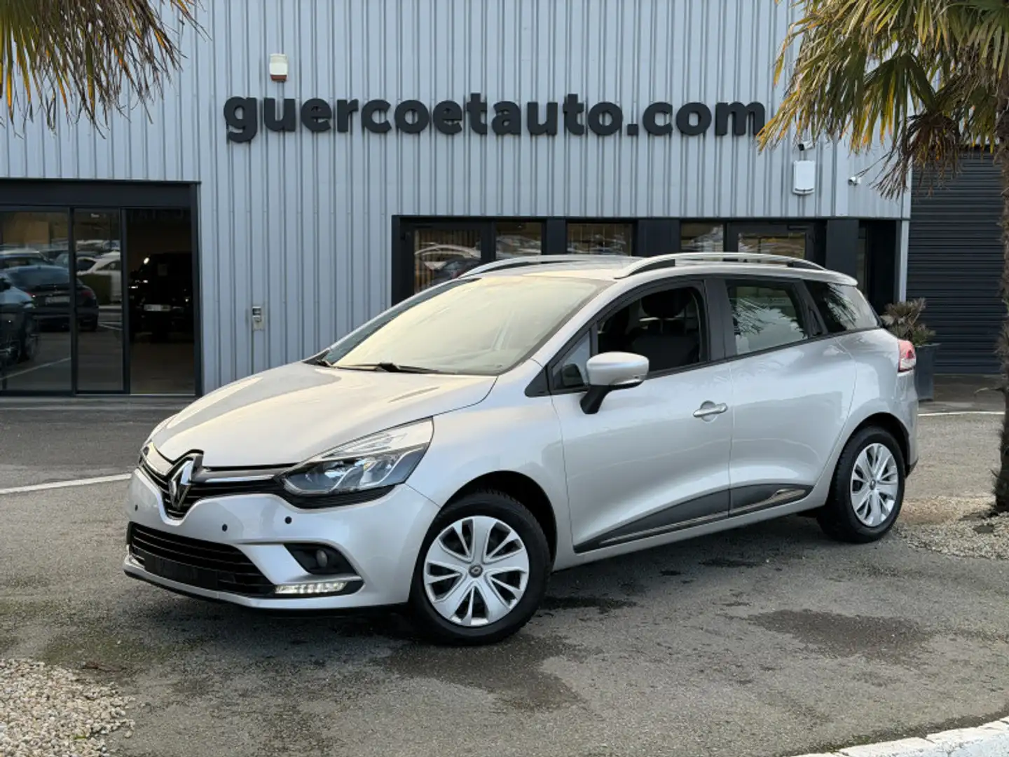 Renault Clio 1.5 DCI 90CH ENERGY BUSINESS EURO6C Gris - 1