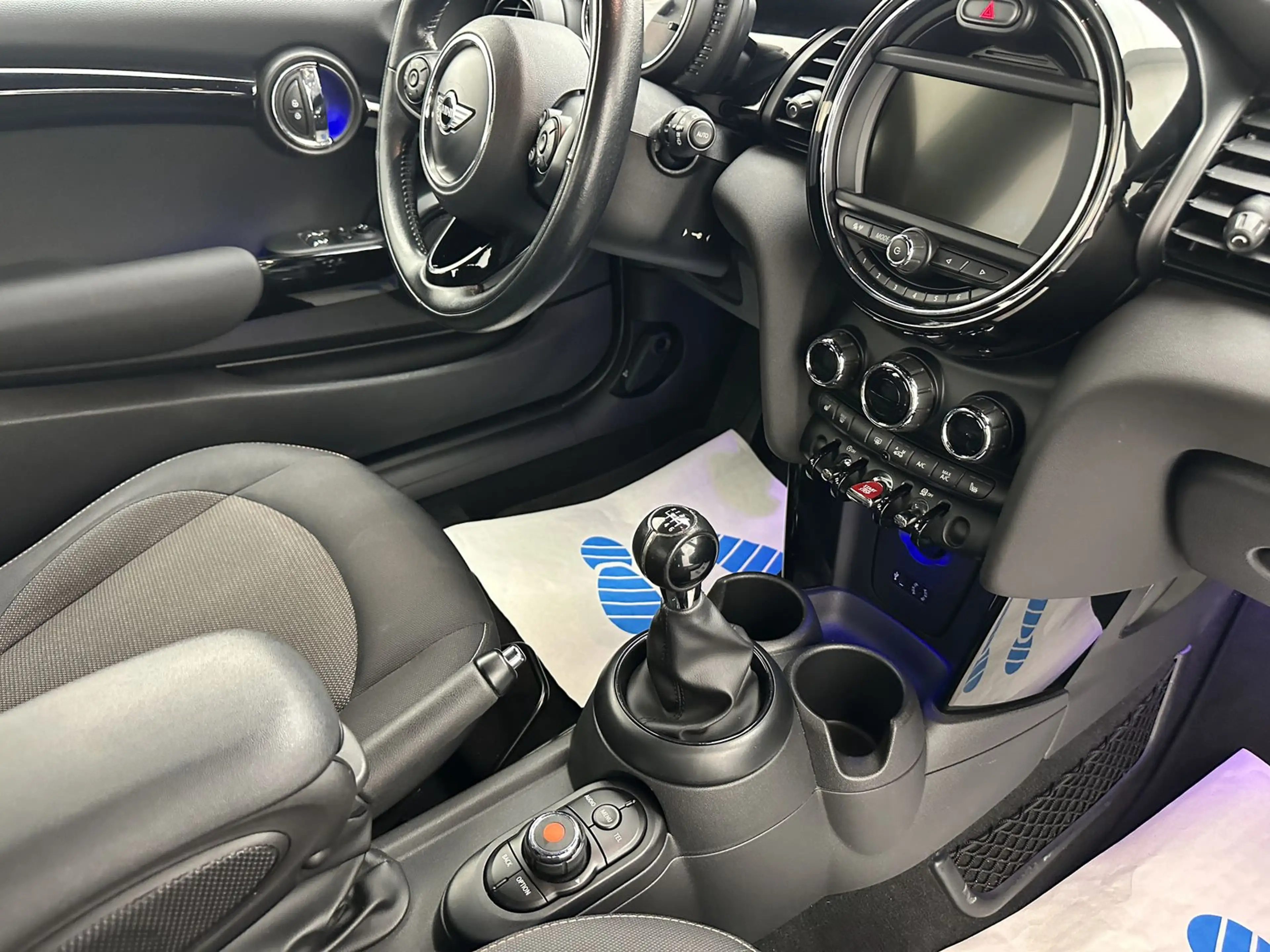 MINI One "SITZH-PDC-MULTI-ALU-TEMPO" — photo 10